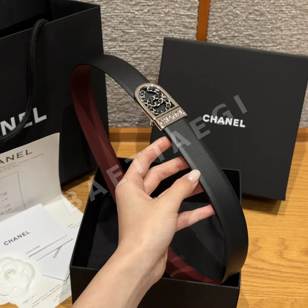 샤넬 양면 소가죽 더블 C 로고 벨트 상세 이미지 4