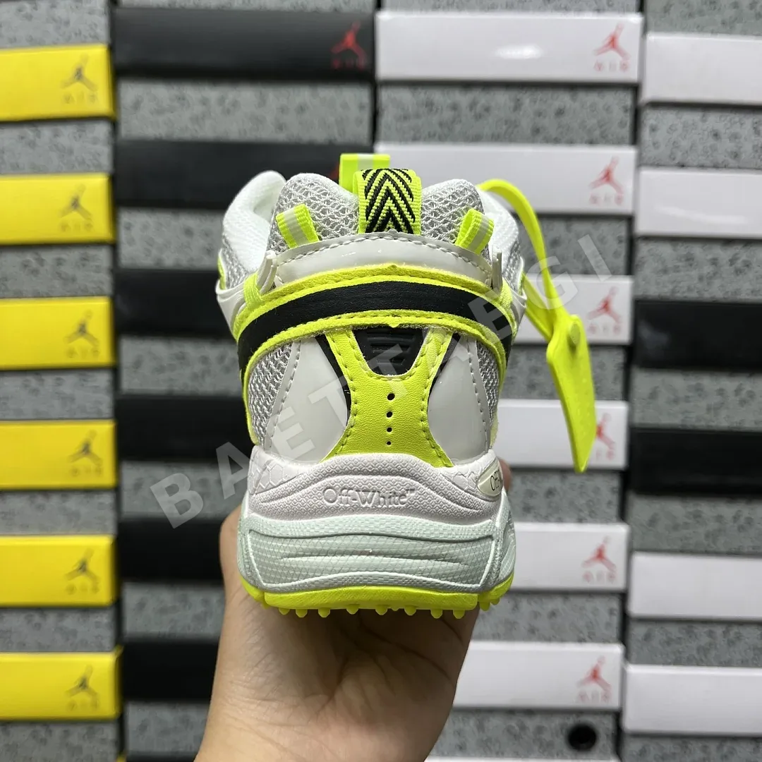 오프화이트 [GZ] 비 라이트 백 화이트 형광 202443 Off White Be Right Back 상세 이미지 2