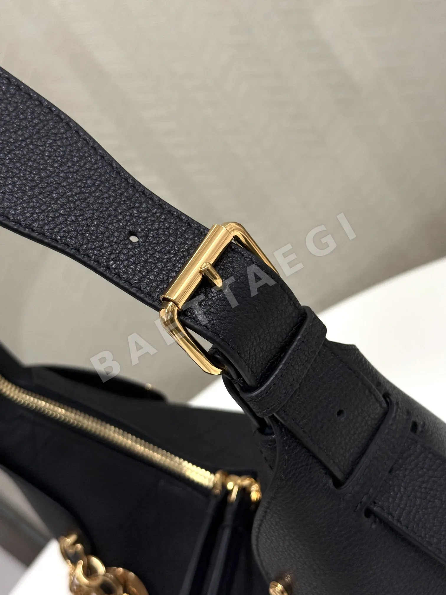 디올 소형 가방 상세 이미지 4