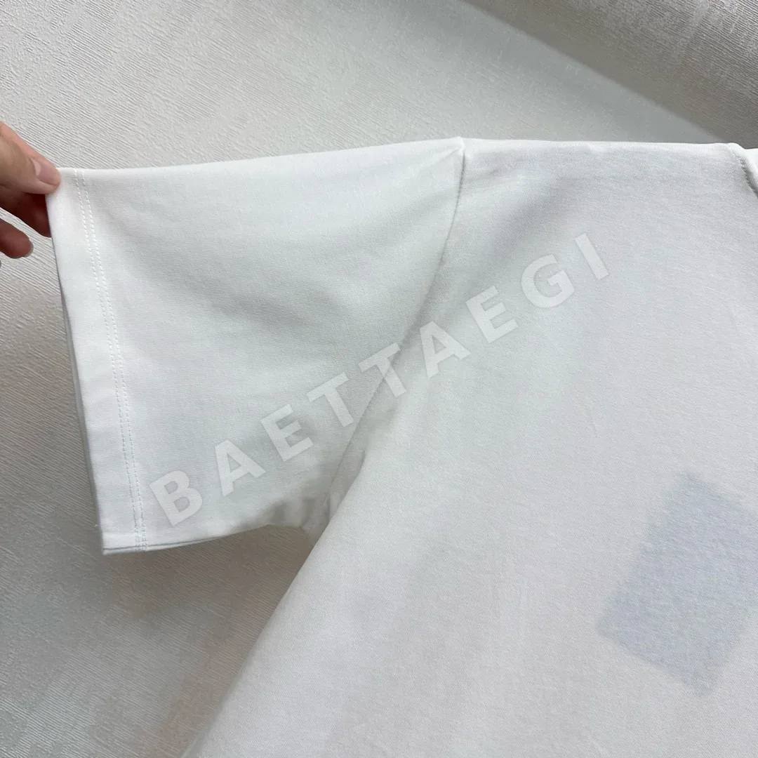 루이비통 하트락 프린트 크루넥 코튼 반팔 티셔츠 상세 이미지 8