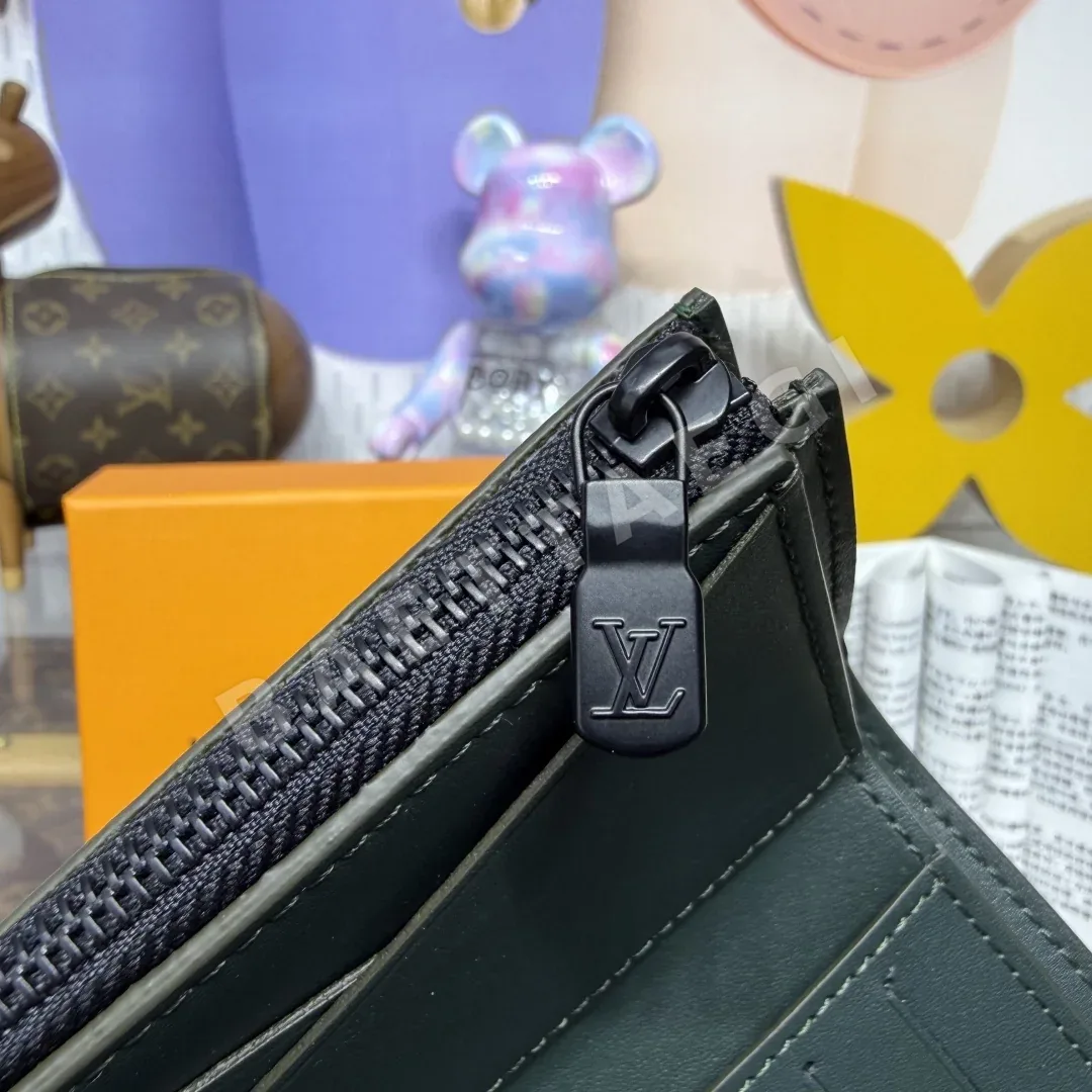 루이비통 빅터 모노그램 섀도우 지갑 상세 이미지 8