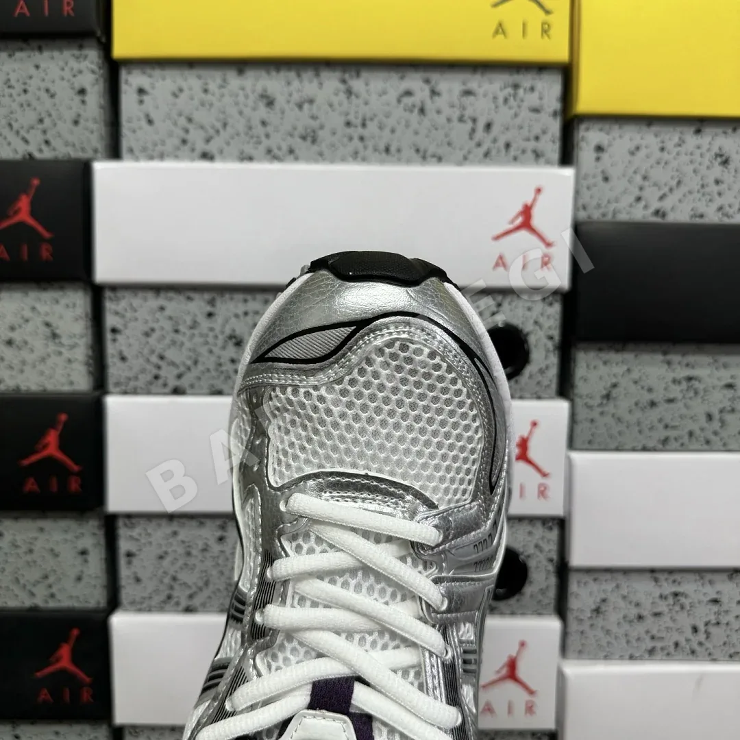 아식스 [LZ] 젤 카야노 14 1202A056-111 200585 Asics Gel-Kayano 14 White Dark Grape 상세 이미지 3