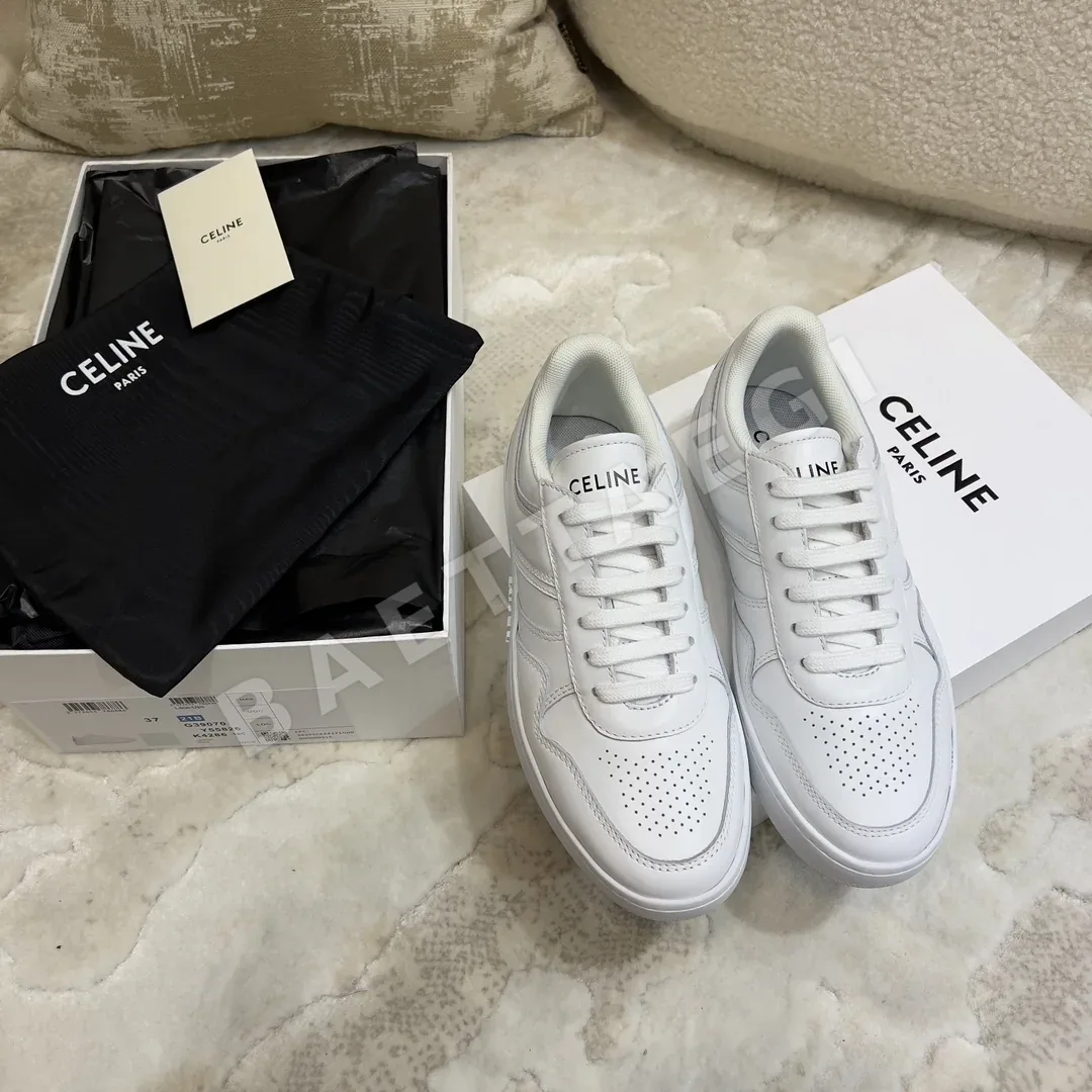 셀린느 로우컷 CE 플랫 스니커즈 94501