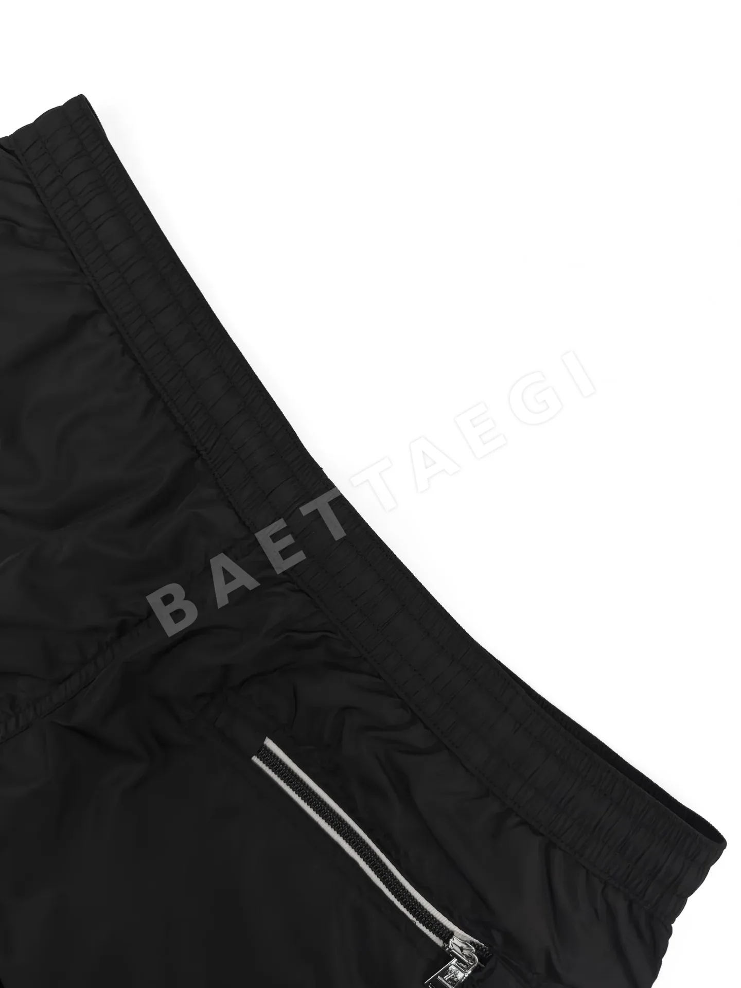 몽클레르 패치 라벨 메시 나일론 남성 반바지 상세 이미지 8