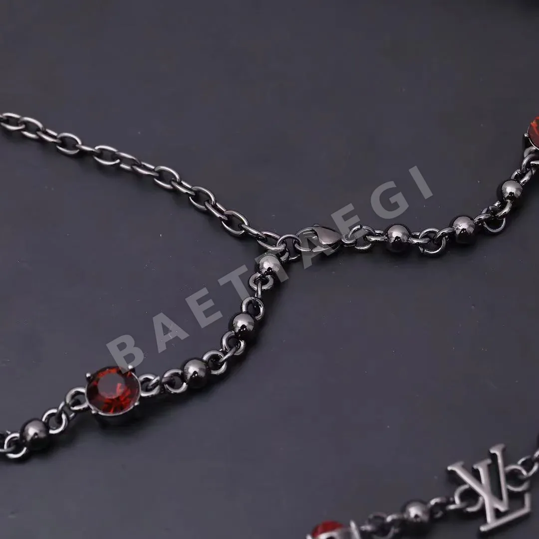 루이비통 지르콘 상감 LV 라이트 목걸이 상세 이미지 9