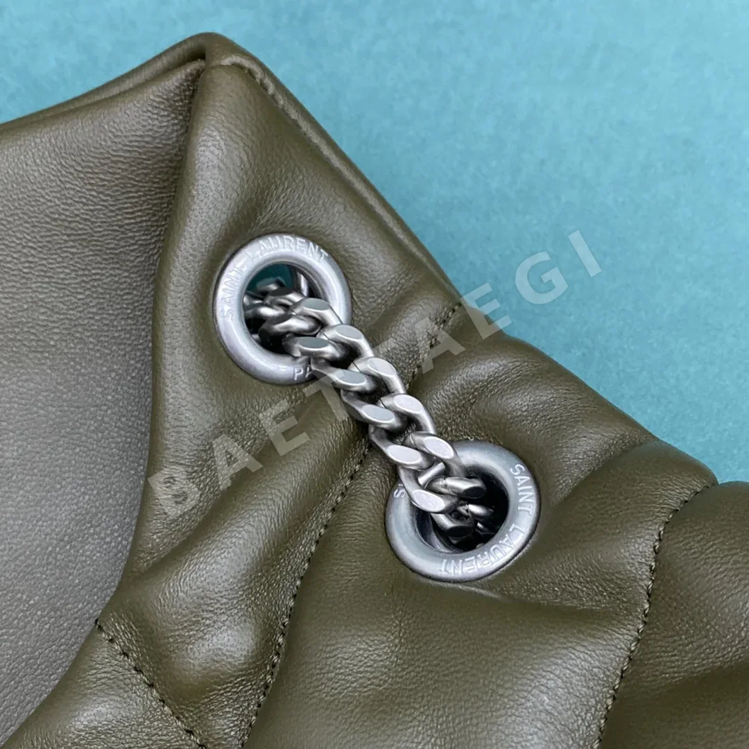 생로랑 LOOLOU PUFFER 램스킨 퀼팅 숄더백 상세 이미지 7