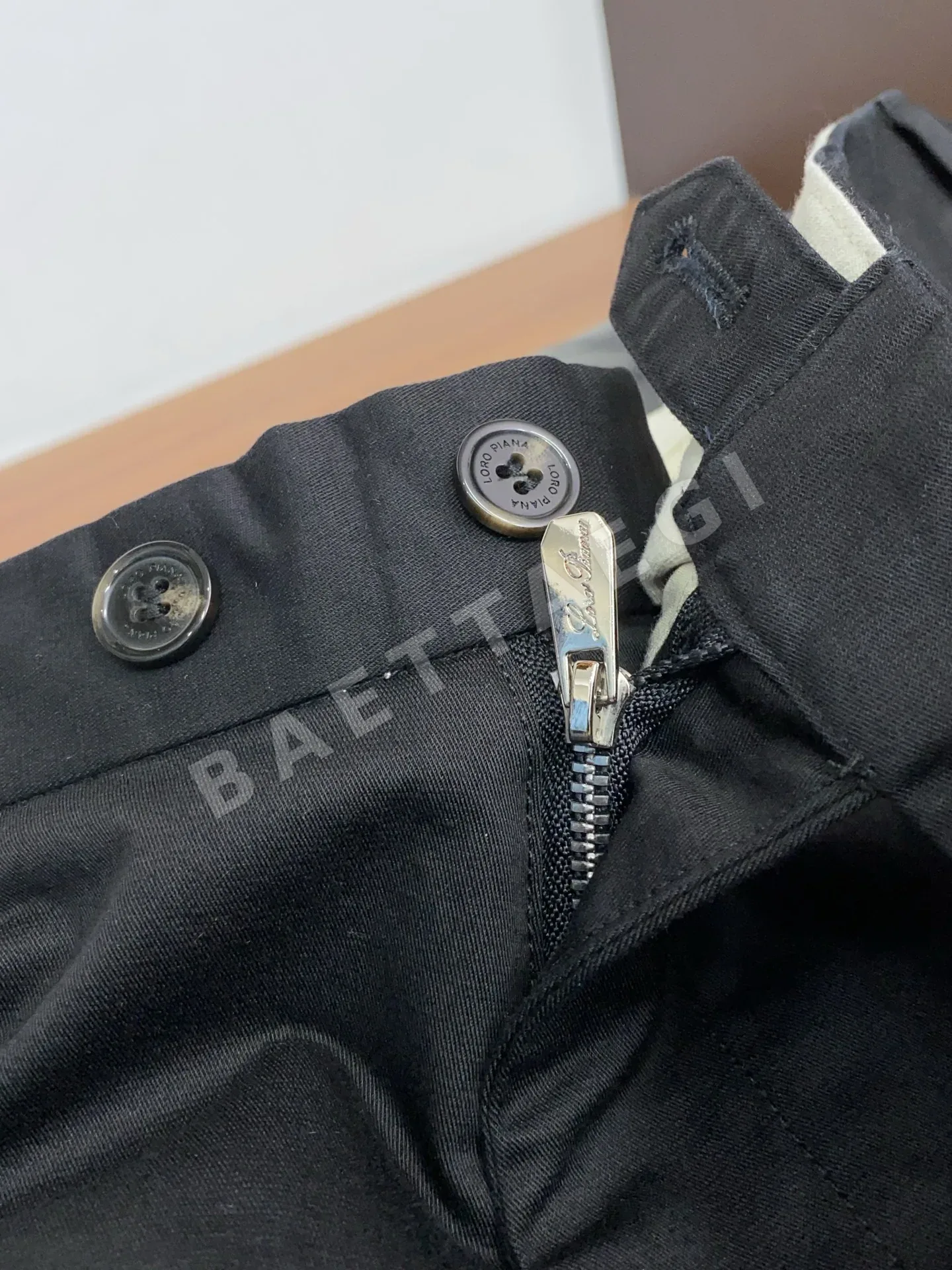 로로피아나 남성 바지 65784 Loro Piana 상세 이미지 4