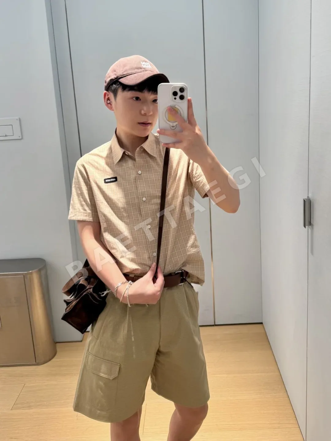 미우미우 카키 체크 코튼 반팔 셔츠 상세 이미지 8