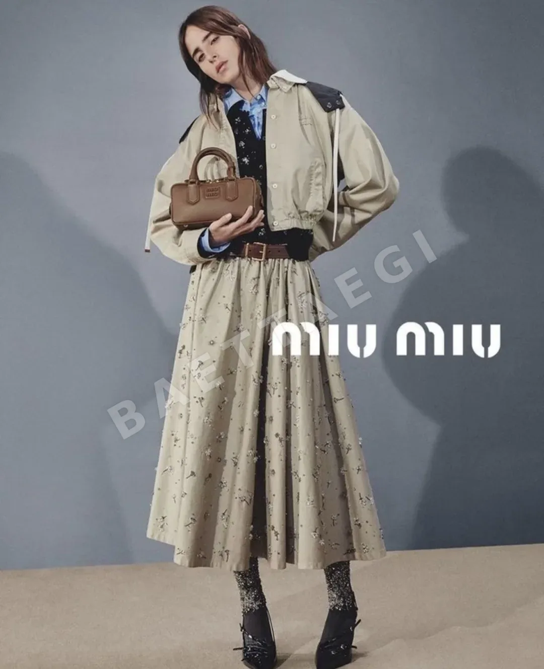 미우미우 컬러블록 코튼 후드 자켓 상세 이미지 3
