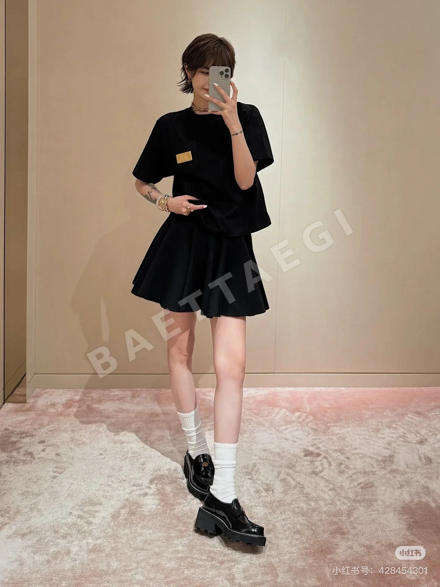 루이비통 데님 패치워크 메탈 포켓 크루넥 반팔 티셔츠 상세 이미지 7