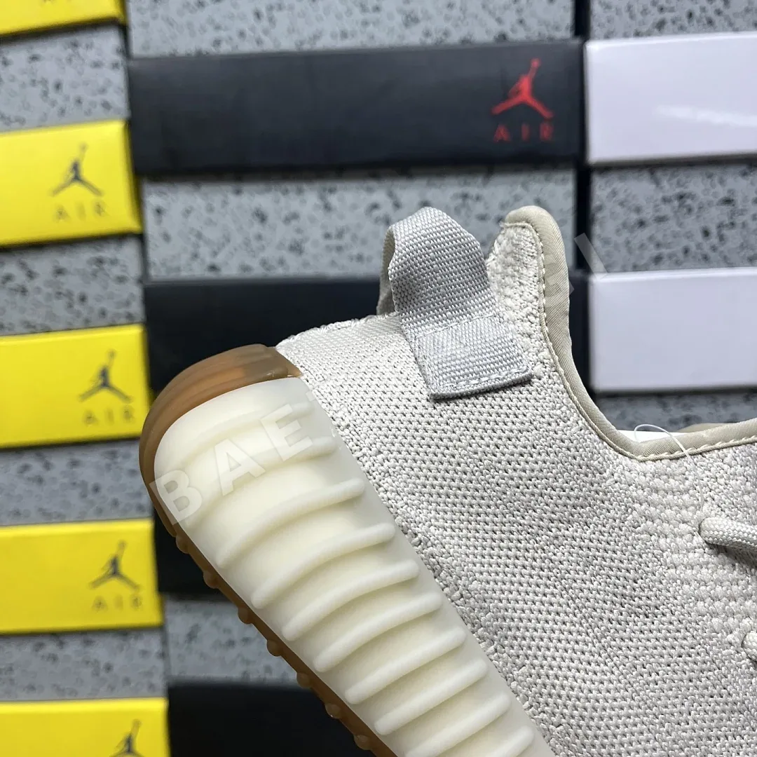 아디다스 [R] 이지 부스트 350 V2 F99710 200754 Adidas Yeezy Boost 350 V2 상세 이미지 3