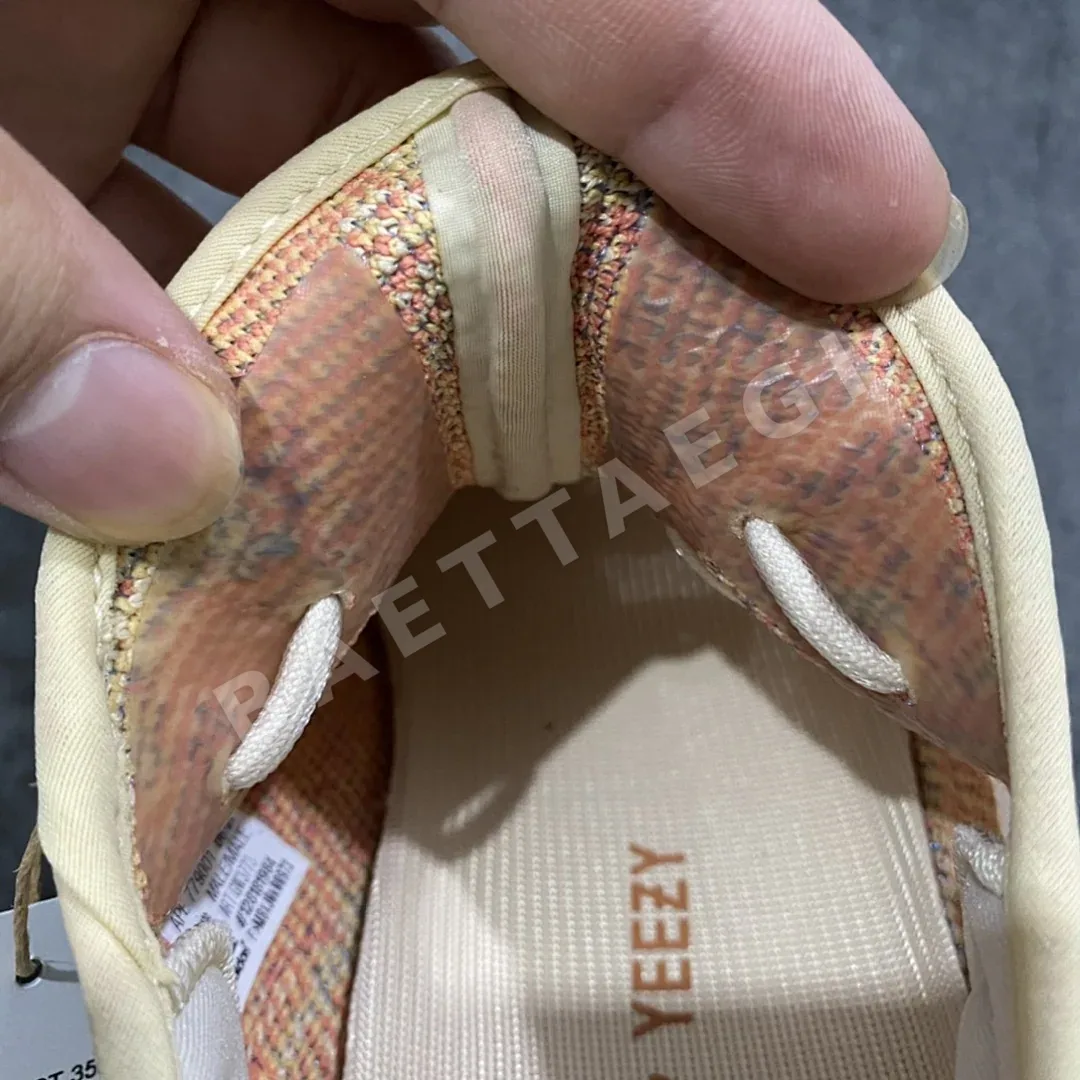 아디다스 이지 350 GW3773 200687 Adidas Yeezy 350 상세 이미지 14