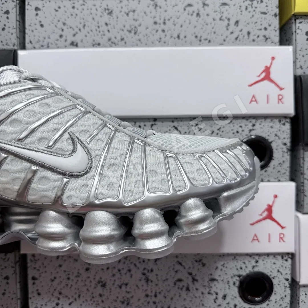 나이키 [MAX] 샥스 TL AR3566-003 201338 Nike Shox TL Chrome 상세 이미지 9