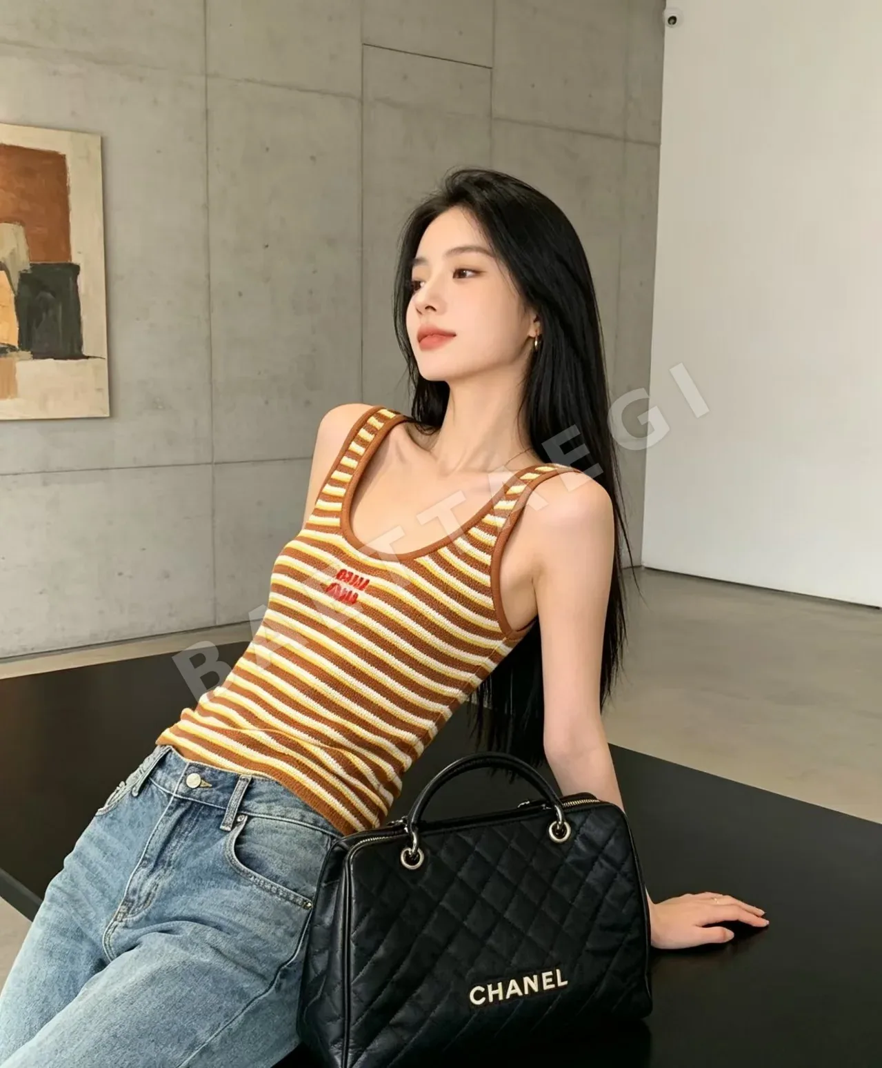 미우미우 U넥 스트라이프 니트 베스트 상세 이미지 2