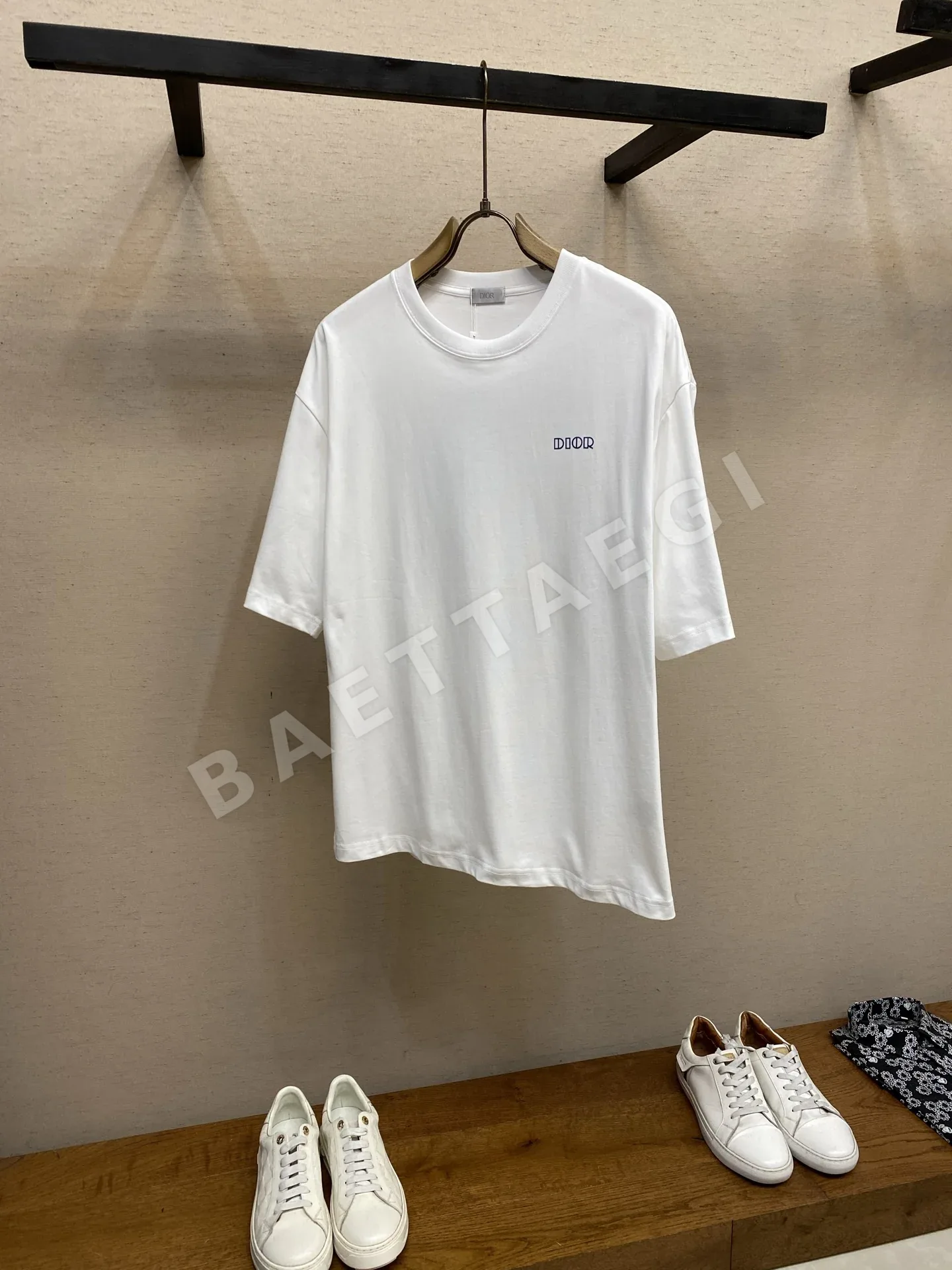 디올 리틀 럭키스타 양면 프린트 남성 반팔 티셔츠 132299