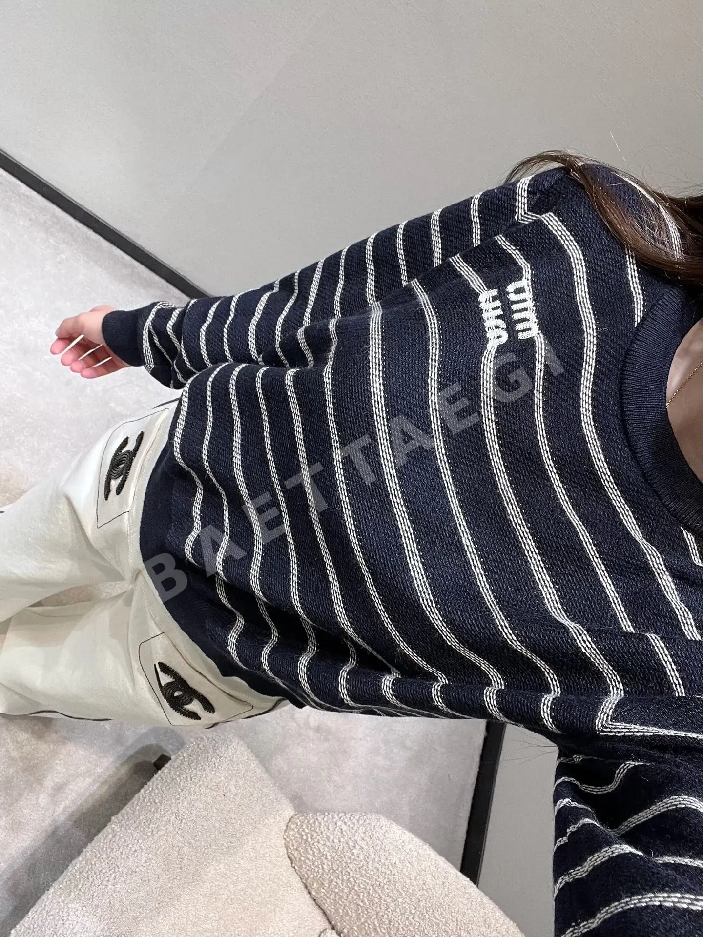 미우미우 여성 니트 97285 Miu Miu Knit 상세 이미지 5