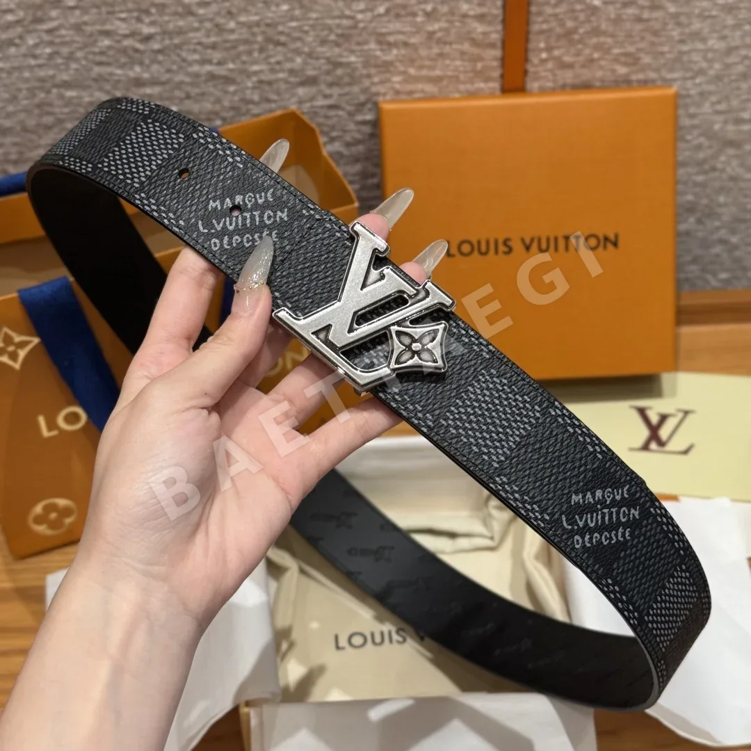 루이비통 모노그램 코팅 캔버스 양면 벨트 상세 이미지 4