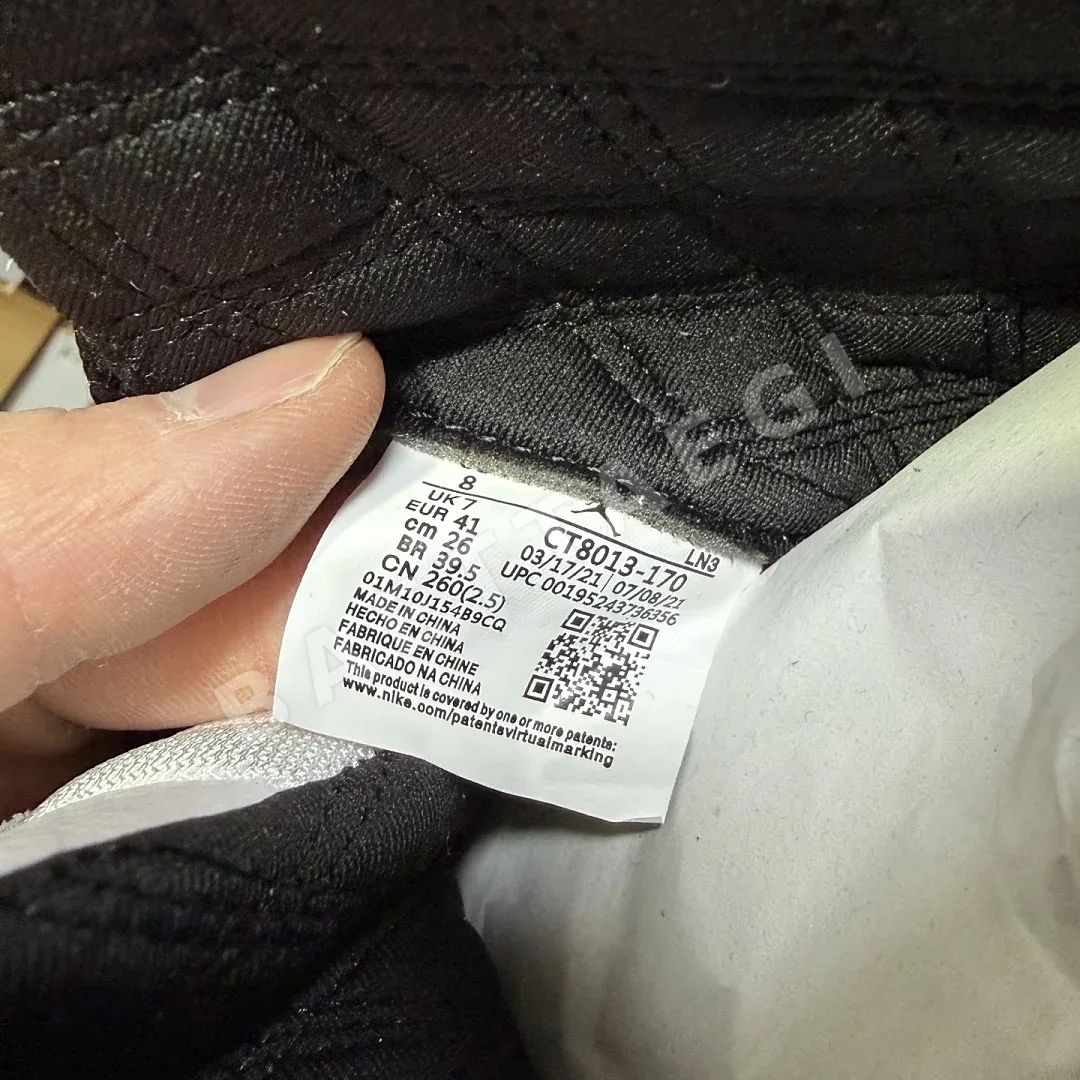 나이키 [EG] CT8013-170 201480 Nike Royalty Taxi 상세 이미지 4
