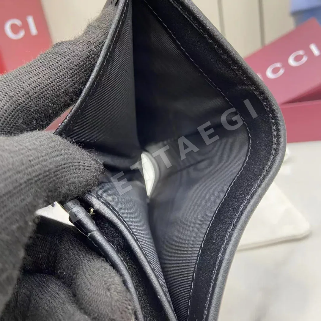 구찌 GG 모노그램 코팅 카드홀더 지갑 상세 이미지 9