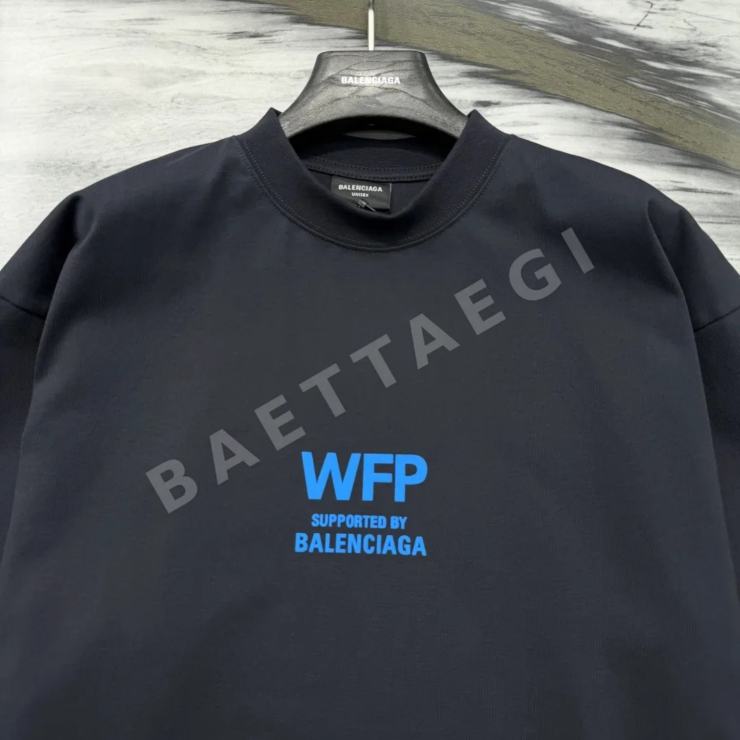 발렌시아가 WFP 프린트 코튼 라운드넥 반팔 니트 상세 이미지 5
