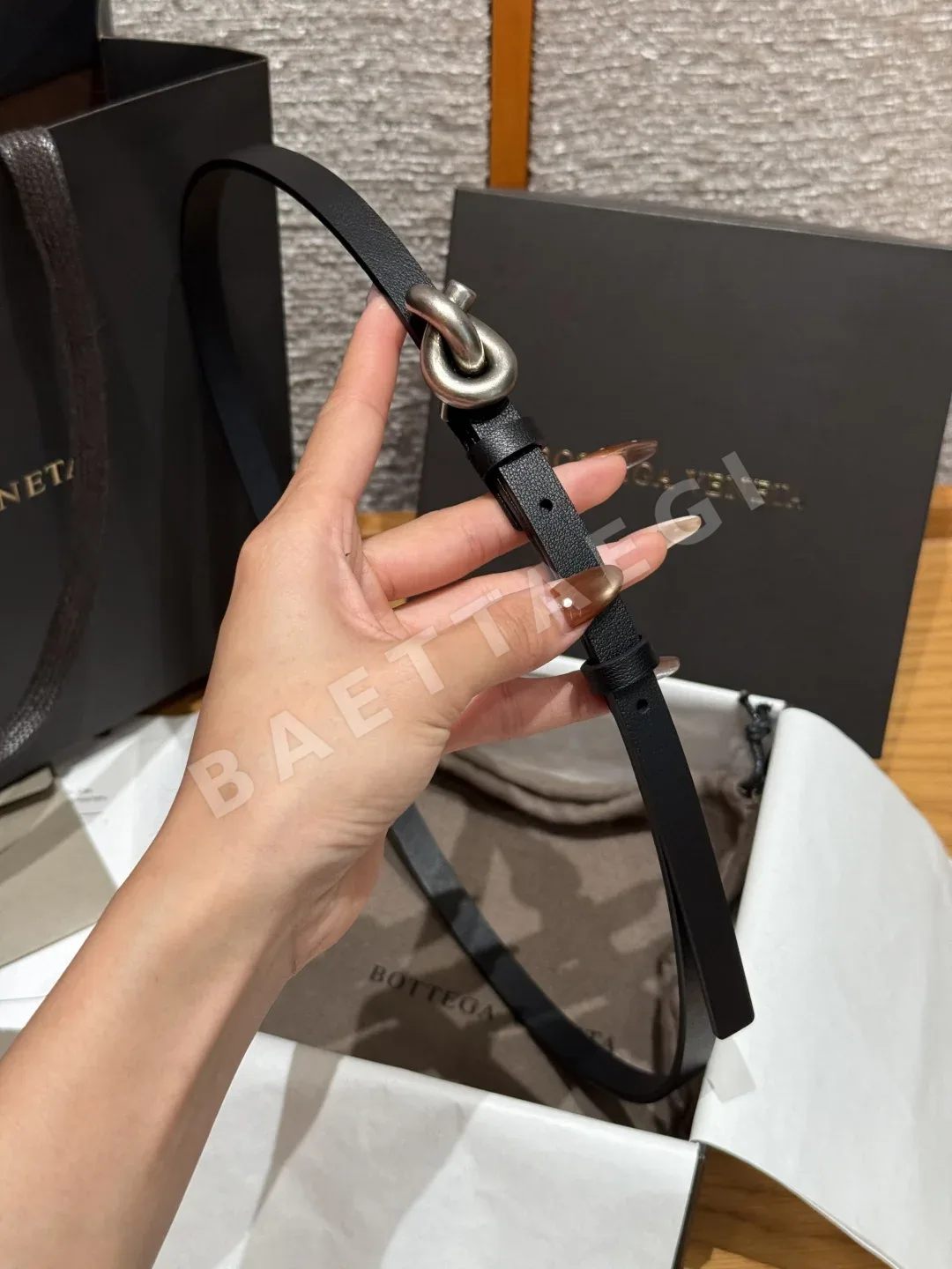 보테가베네타 노트 소가죽 실버장식 벨트 상세 이미지 5
