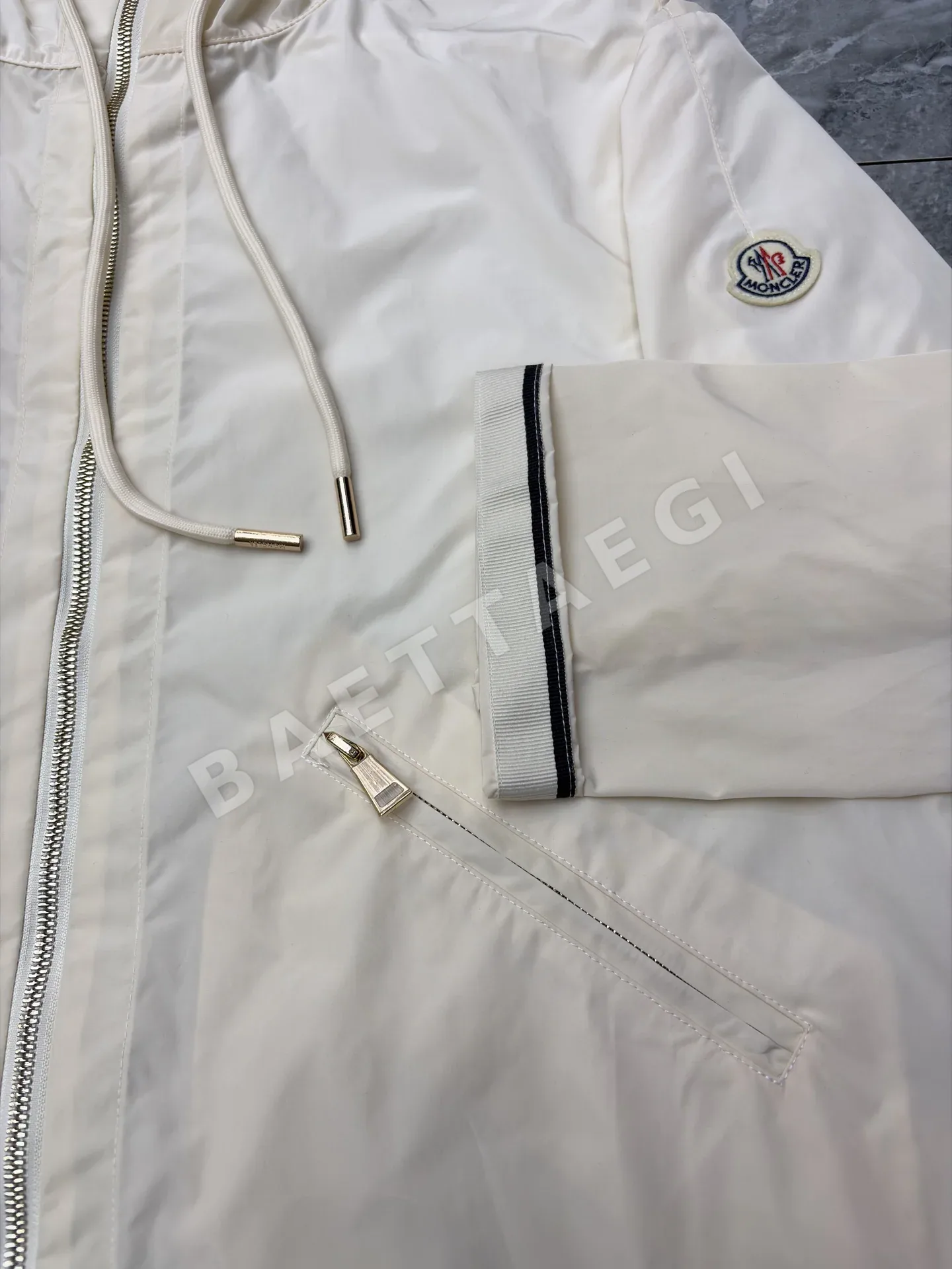 몽클레르 여성 자켓 150177 Moncler Jacket 상세 이미지 4