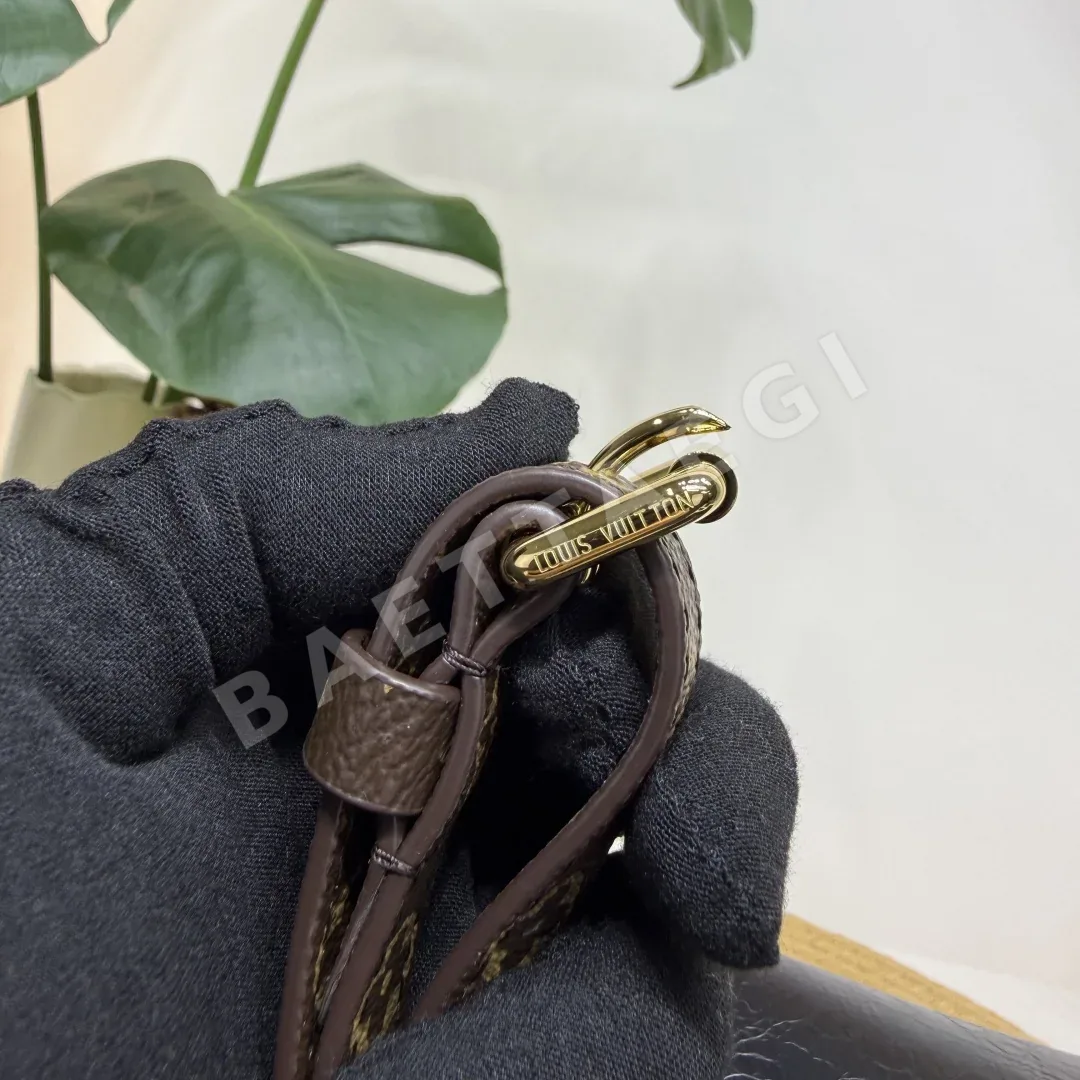 루이비통 멀티패스 모노그램 핸드백 M3A269 M28029 상세 이미지 9