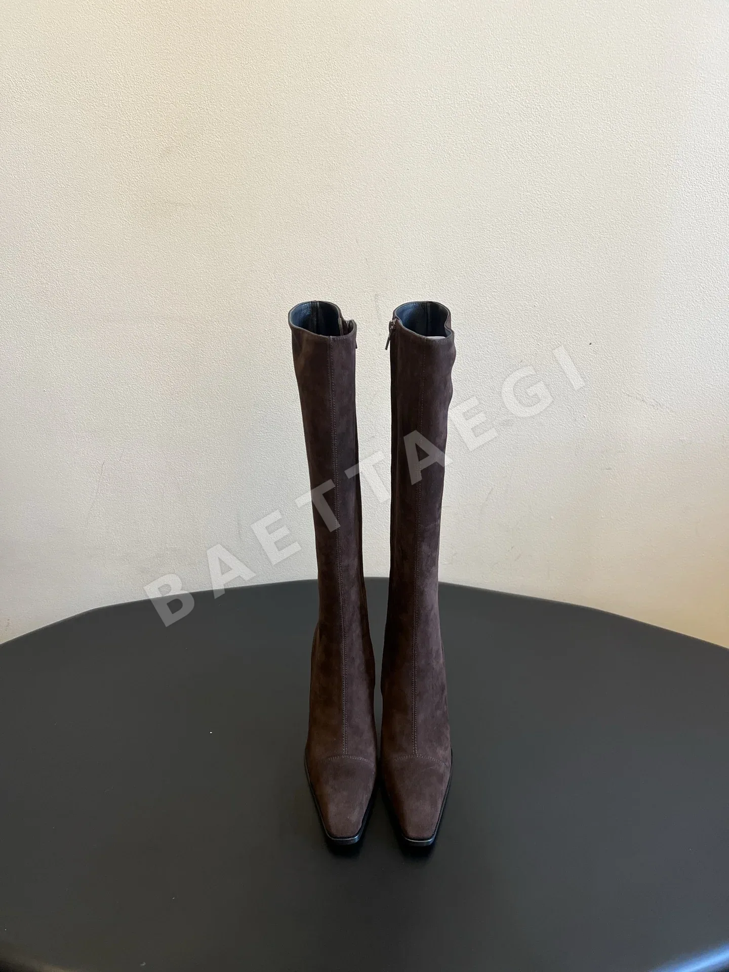 생로랑 조드퍼 부츠 여성 소가죽 스퀘어 토 207528