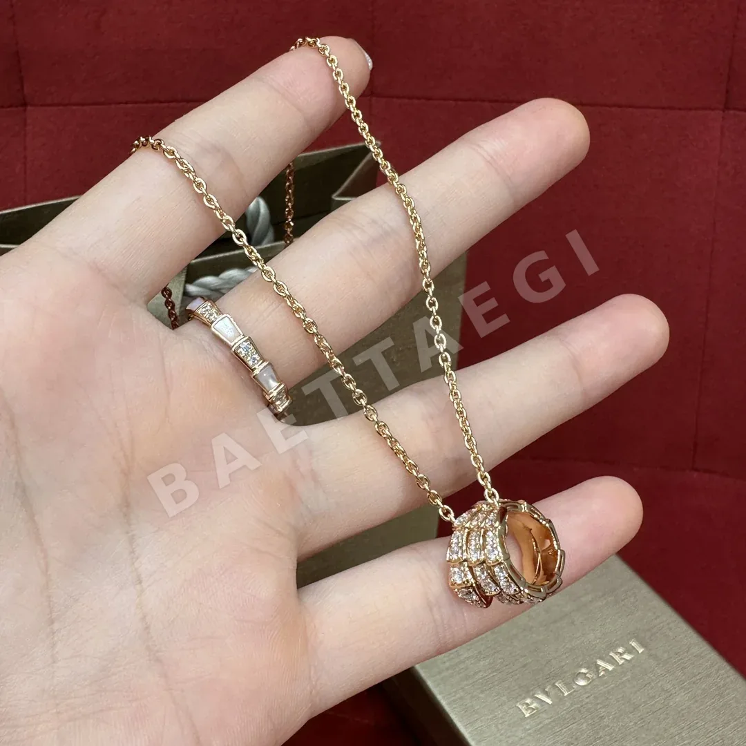 불가리 세르펜티 바이퍼 풀 다이아몬드 목걸이 상세 이미지 2