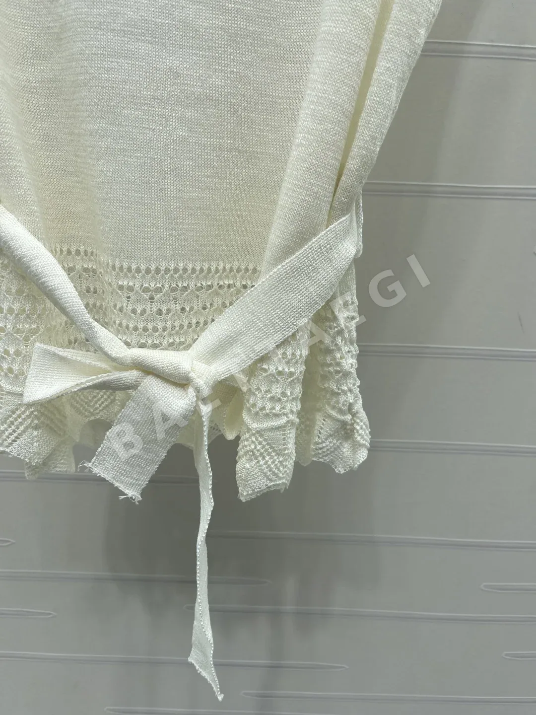 샤넬 살구색 니트 카울넥 반팔 여성 티셔츠 상세 이미지 6