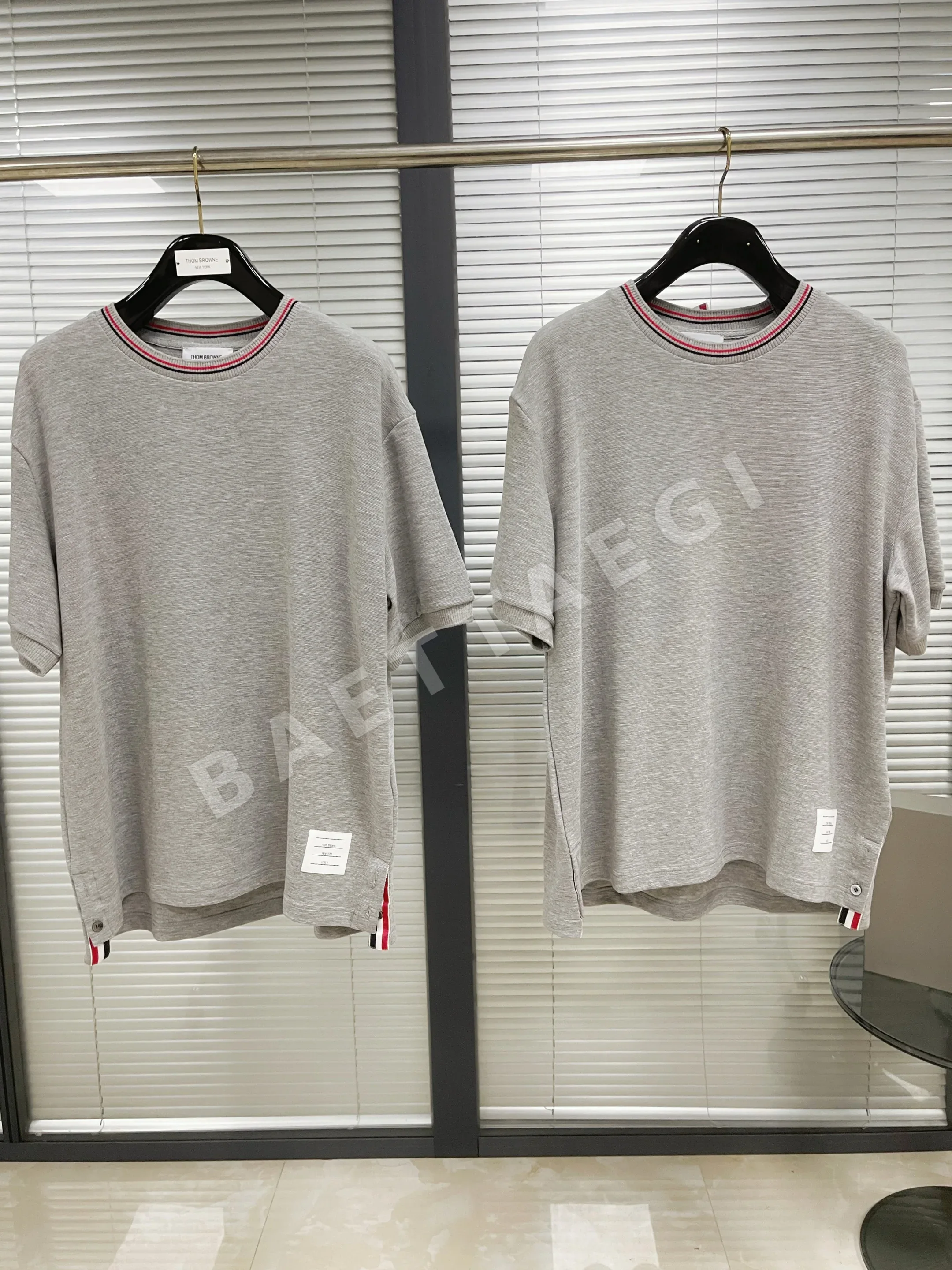 톰브라운 남성 반팔 상세 이미지 11