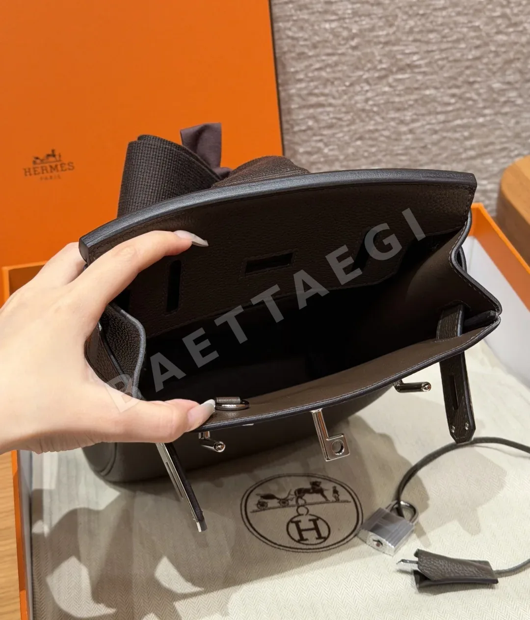 에르메스 핵 아 도 토고 가죽 백팩 상세 이미지 6