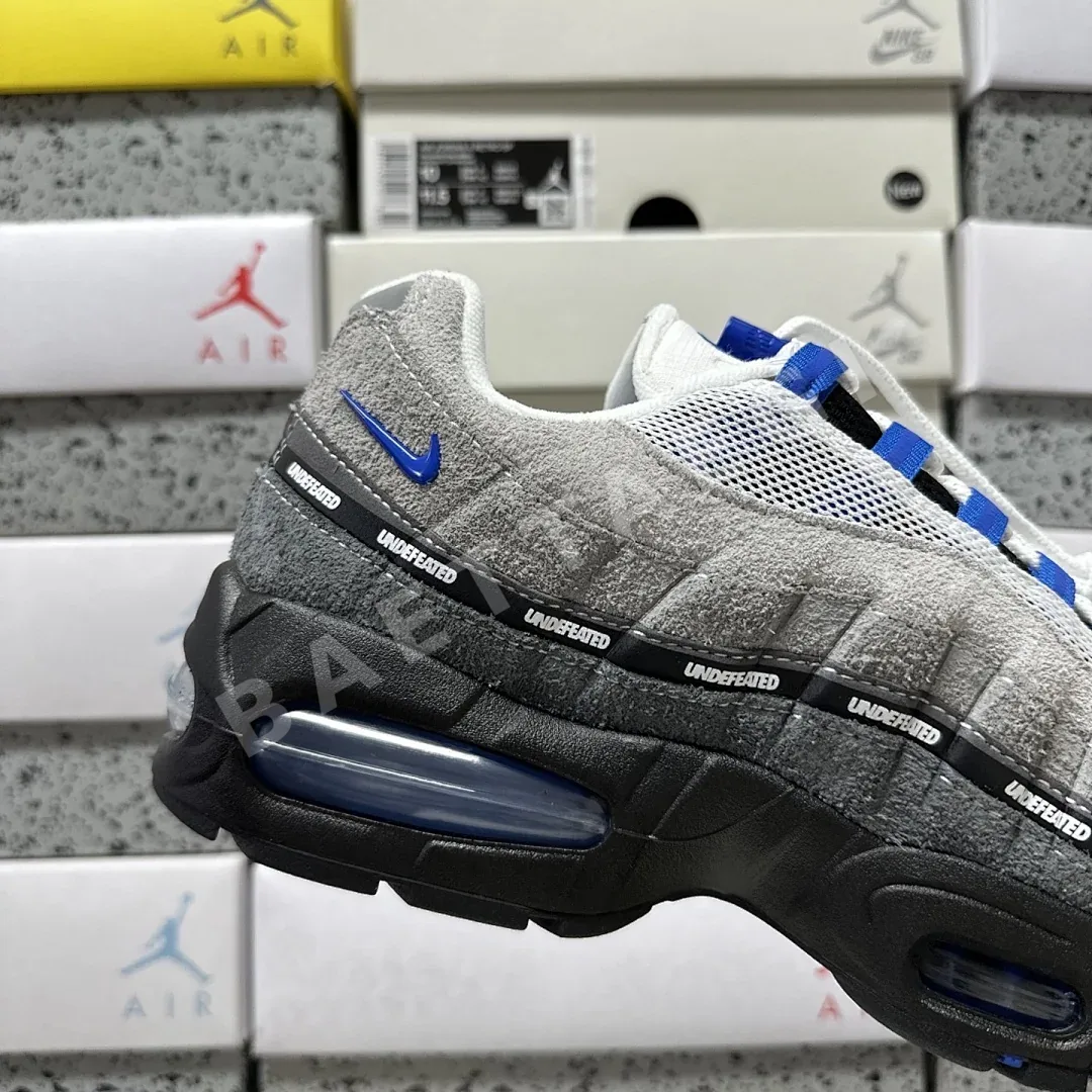 나이키 [KZ2.0] 에어 맥스 95 SP IB4523-001 201368 Nike Air Max 95 SP Undefeated Geo 상세 이미지 9