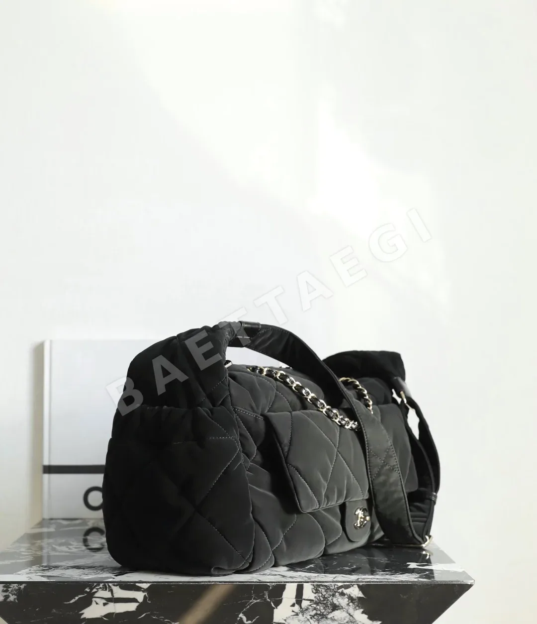 샤넬 라지 볼링 가방 상세 이미지 4