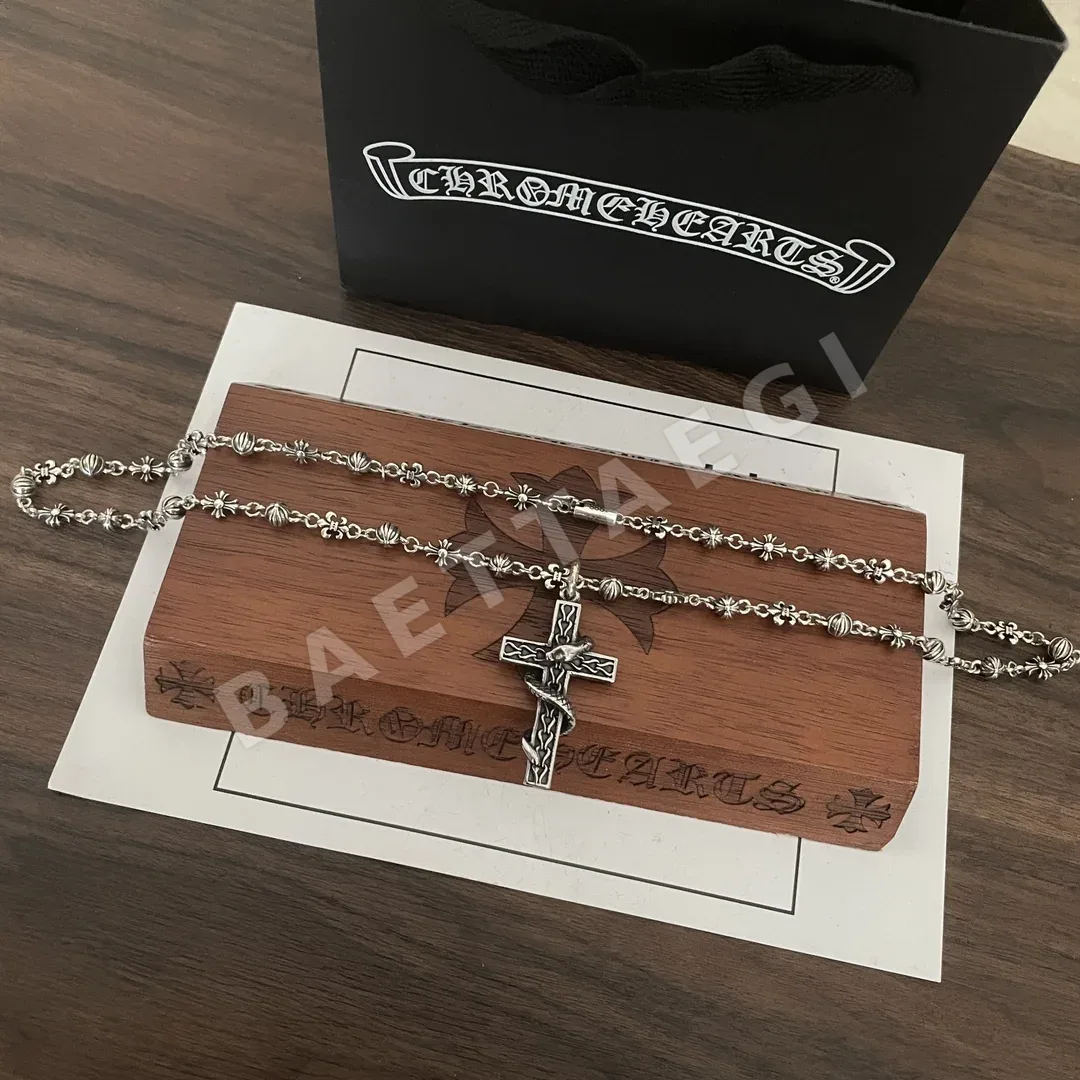 크롬하츠 크로스 스네이크 펜던트 목걸이 상세 이미지 5
