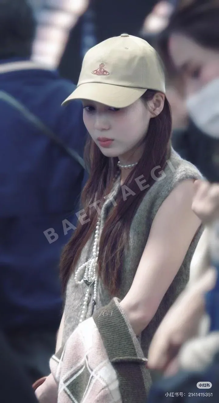 비비안웨스트우드 토성 자수 코튼 야구모자 상세 이미지 3