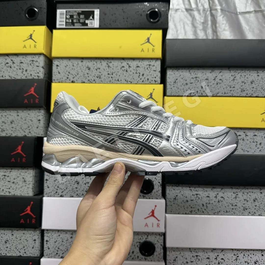 아식스 [LZ] 젤 카야노 14 1203A537-110 200565 Asics Gel-Kayano 14 White Graphite Grey 상세 이미지 5