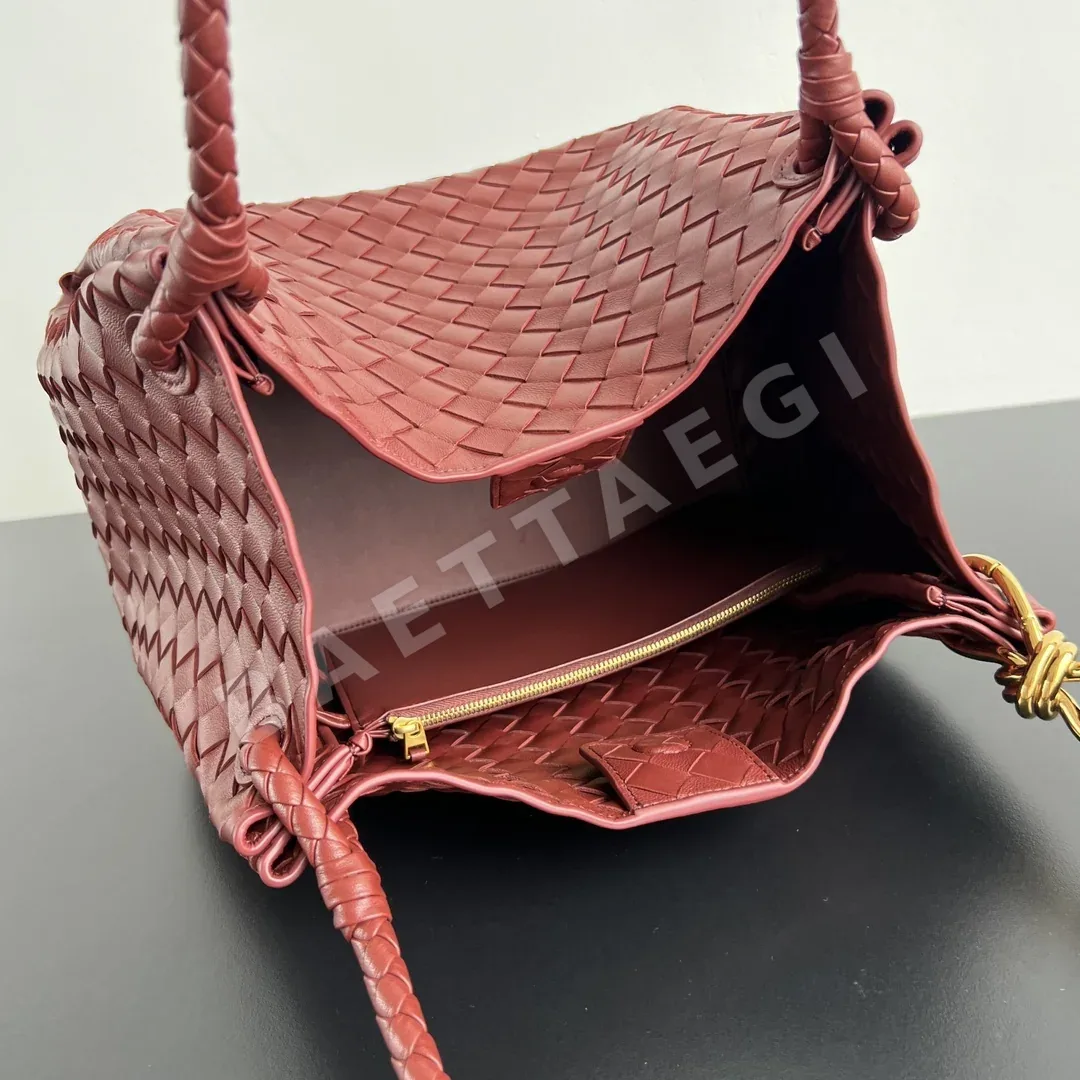 보테가베네타 파라슈트 인트레치아토 796571 가죽 숄더백 상세 이미지 5