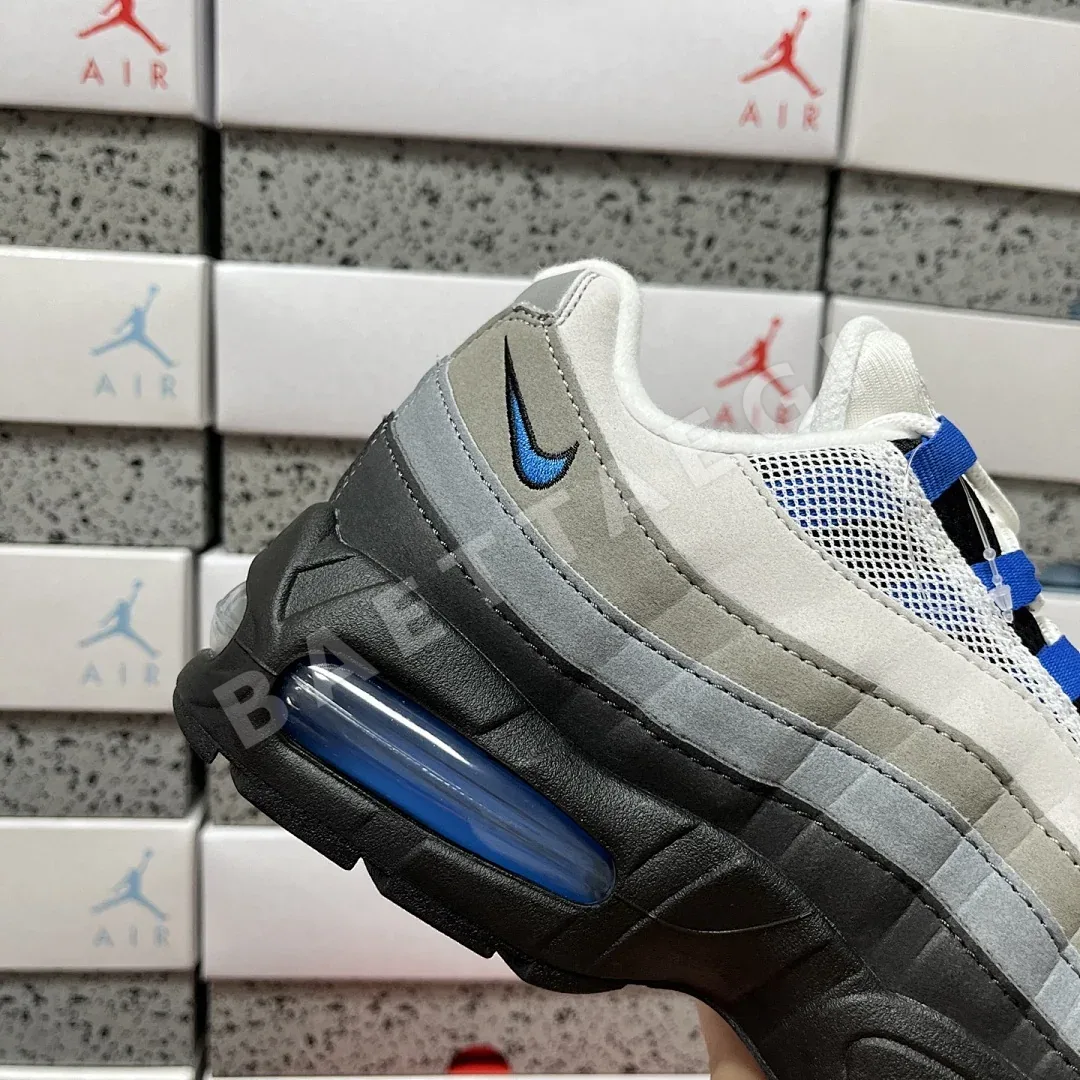 나이키 [GX] 에어 맥스 95 OG IM7410-100 201231 Nike Air Max 95 OG Big Bubble Blue Spark 상세 이미지 8