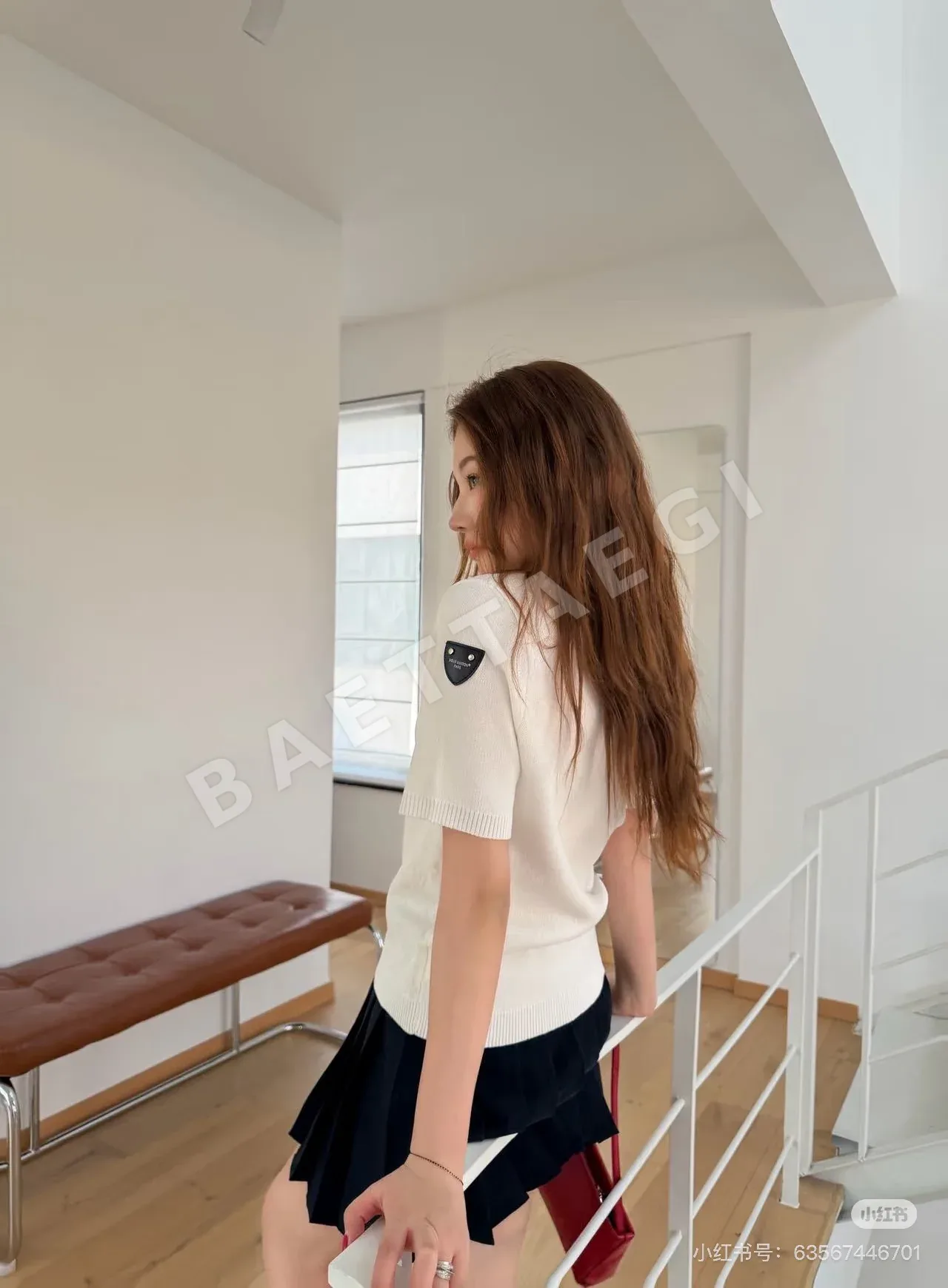 루이비통 LV 모노그램 자카드 여성 반팔 티셔츠 상세 이미지 8