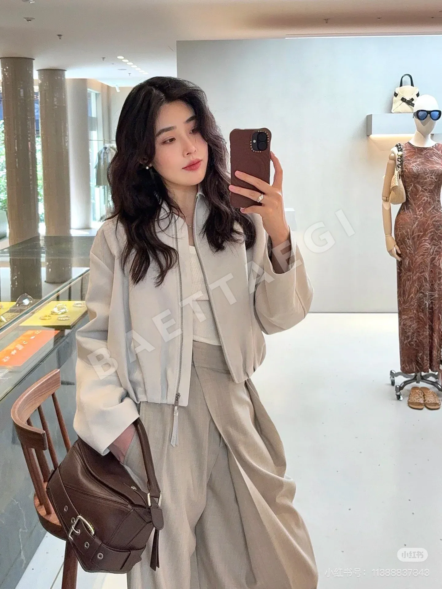 로에베 여성 자켓 상세 이미지 6