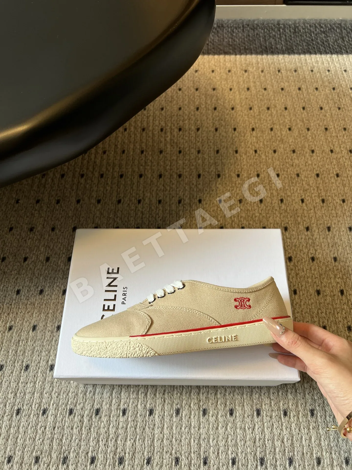 셀린느 레트로 캔버스 여성 스니커즈 상세 이미지 5