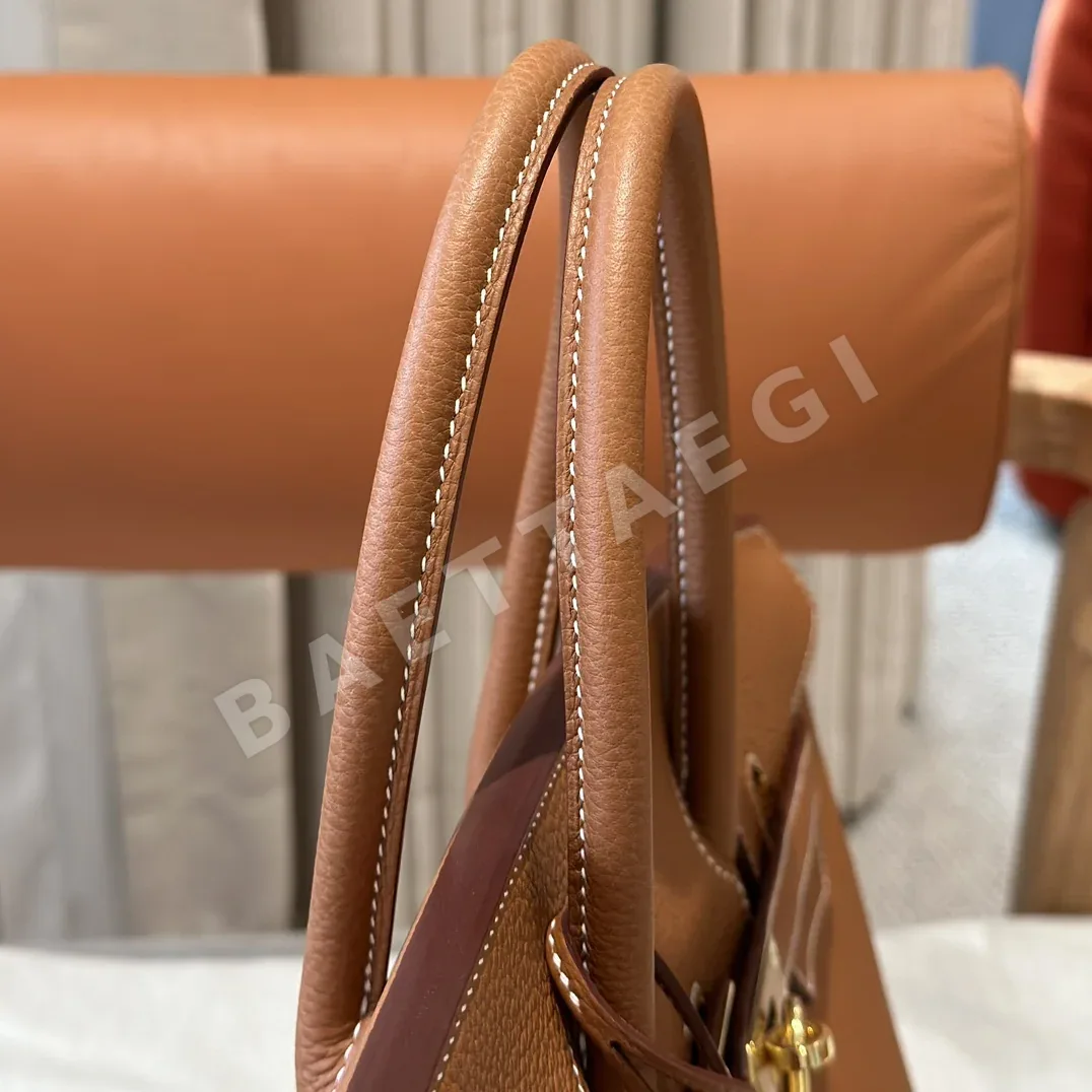에르메스 버킨 35 토고 가죽 핸드백 골드 하드웨어 상세 이미지 9