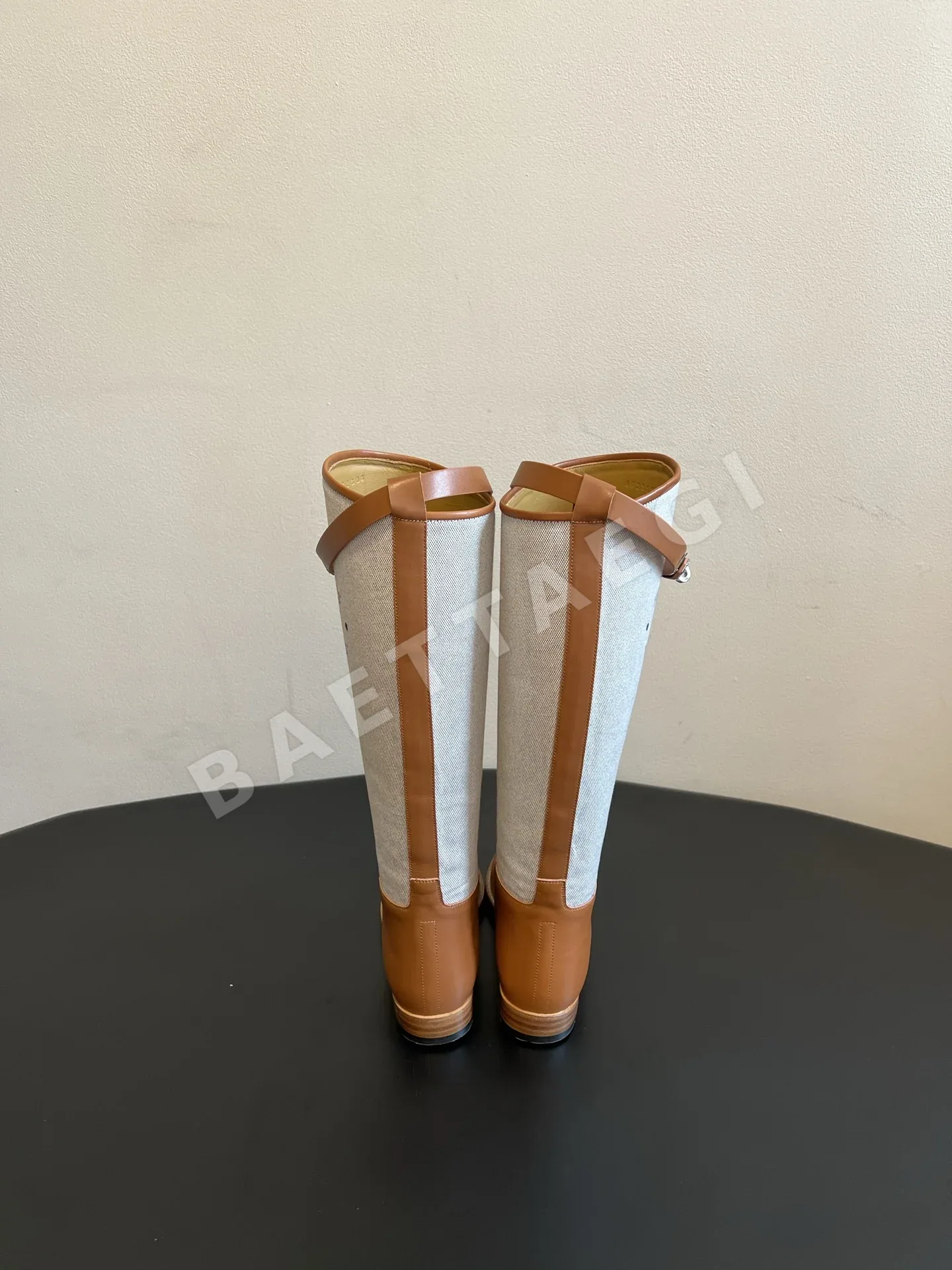 에르메스 부츠 소가죽 메탈 버클 스트랩 상세 이미지 5