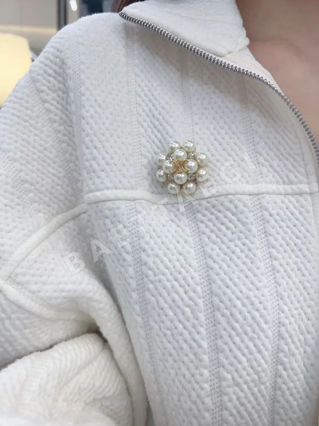 셀린느 진주 스터드 귀걸이 상세 이미지 2