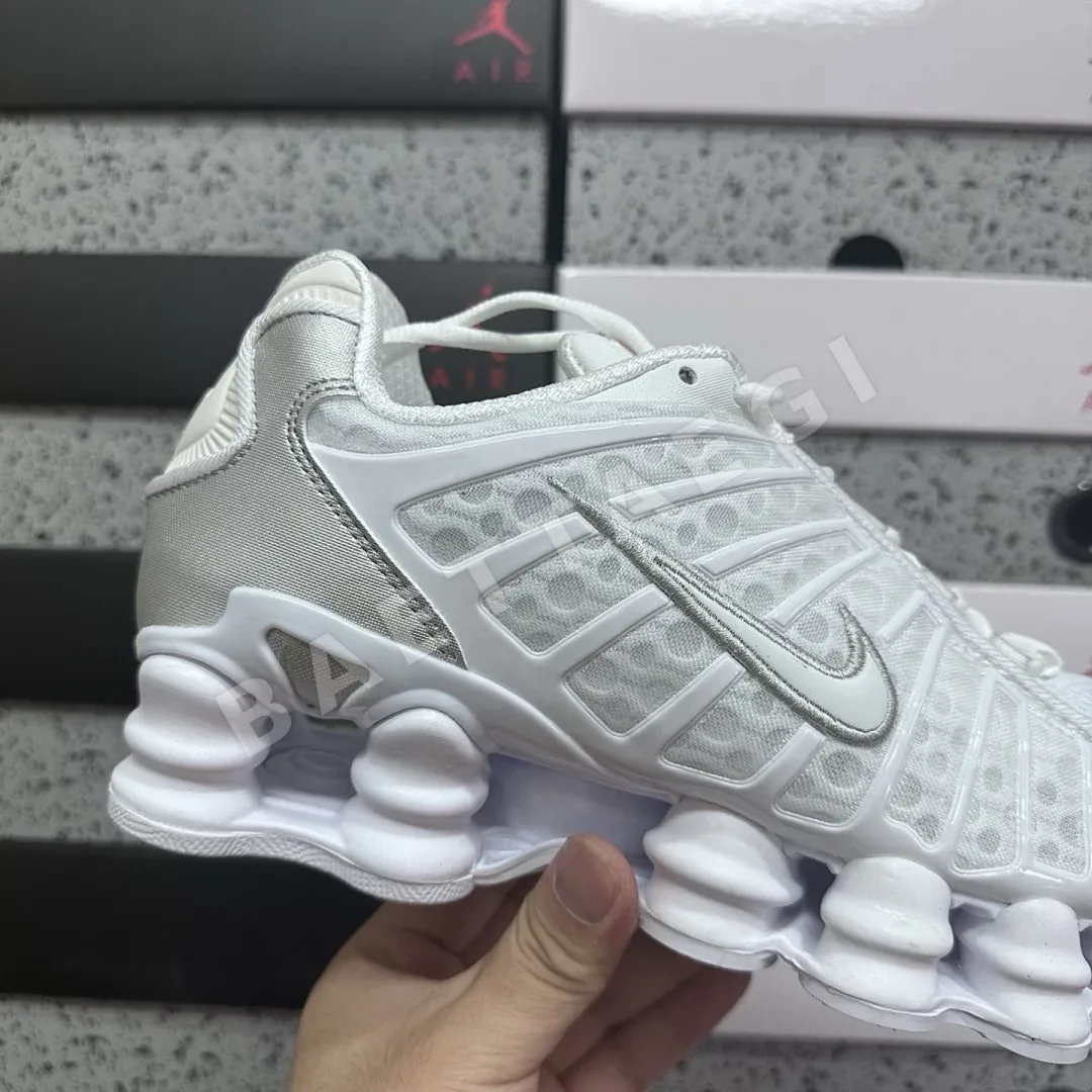 나이키 [WM] 샥스 TL AR3566-003 201009 Nike Shox TL Chrome 상세 이미지 2