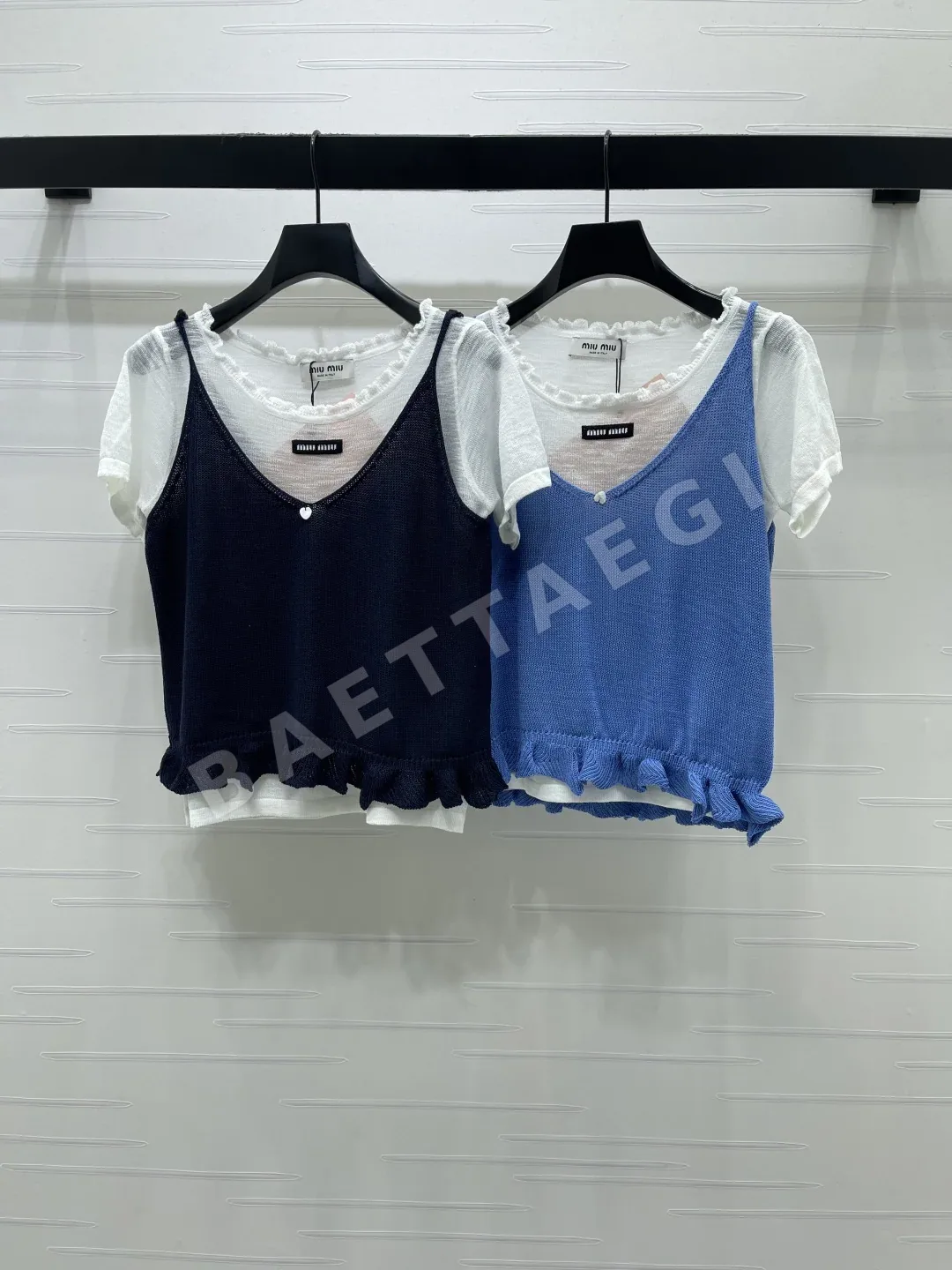 미우미우 여성 반팔 SS 52508