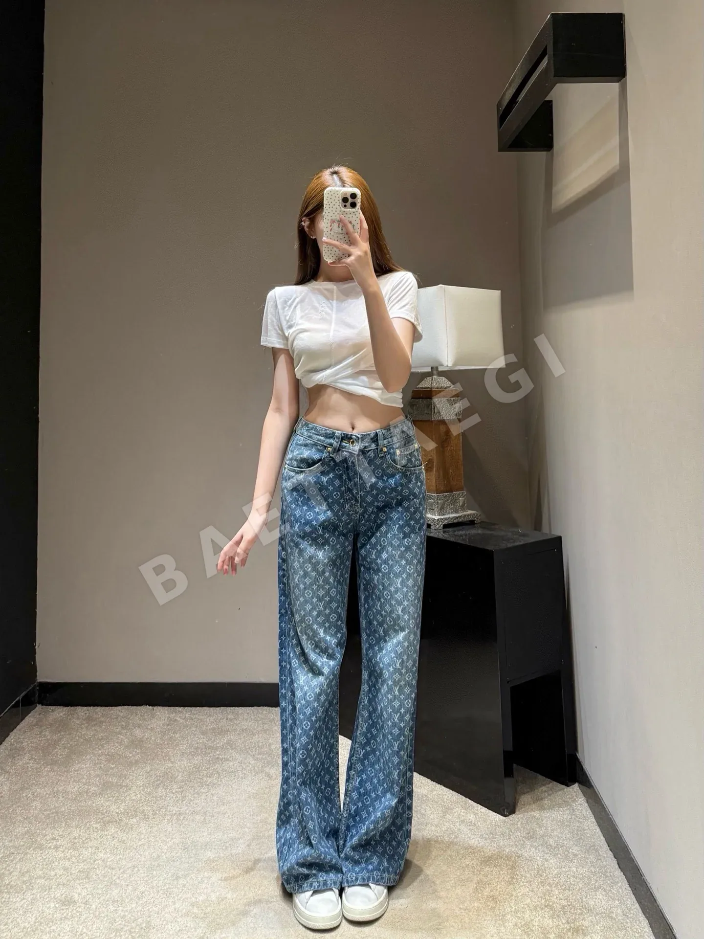 루이비통 모노그램 와이드 레그 데님 바지 상세 이미지 2