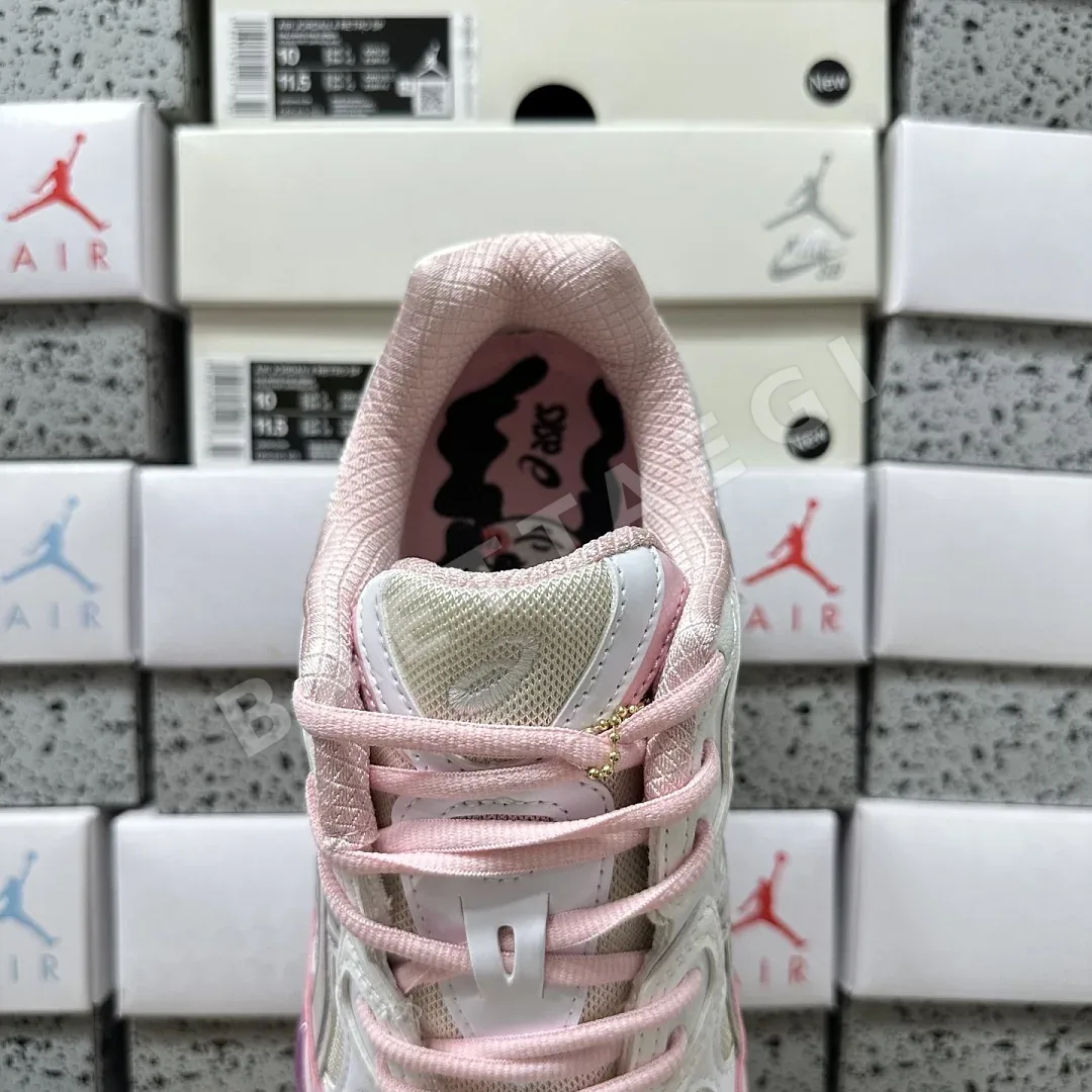 아식스 [WZ] 젤 NYC 1203A571-100 200392 Asics Gel-NYC Kicki Yang Zhang Pink Cream 상세 이미지 2