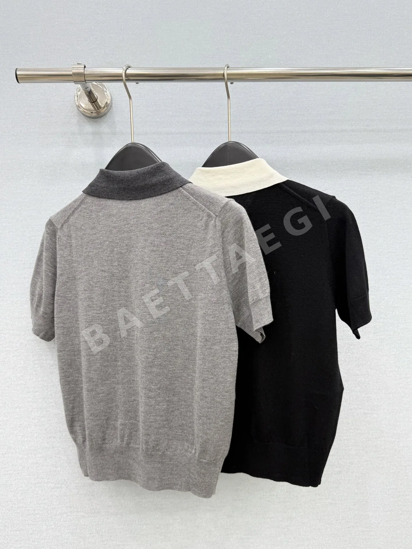 셀린느 배색 카라 크롭트 니트 반팔 탑 상세 이미지 8